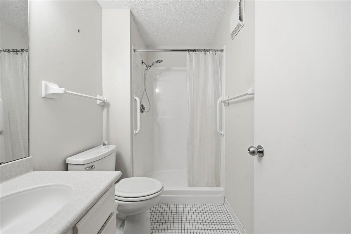 View of Residential at 210 Grant Street #218, Minneapolis MN 55403, Minneapolis (11 of 30) - Mike Wilen | Minnesota Team Real Estate