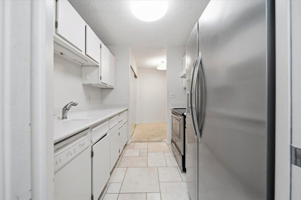 View of Residential at 210 Grant Street #218, Minneapolis MN 55403, Minneapolis (8 of 30) - Mike Wilen | Minnesota Team Real Estate