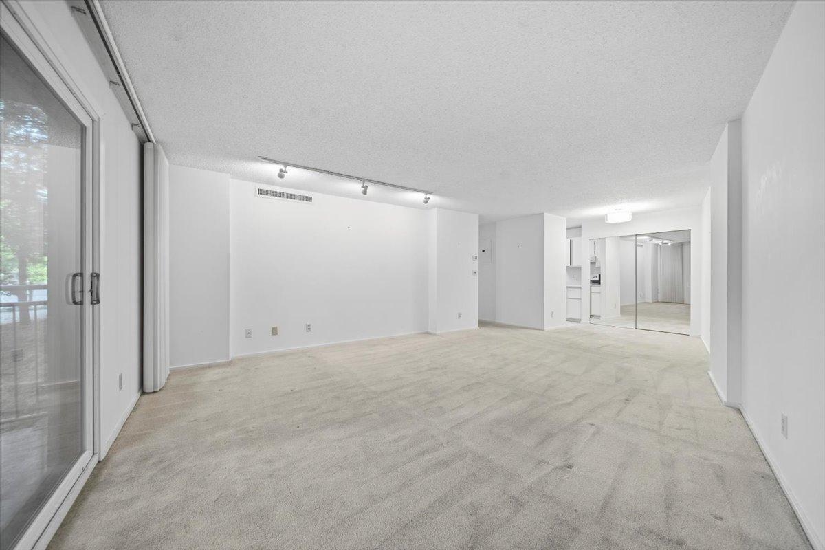 View of Residential at 210 Grant Street #218, Minneapolis MN 55403, Minneapolis (6 of 30) - Mike Wilen | Minnesota Team Real Estate