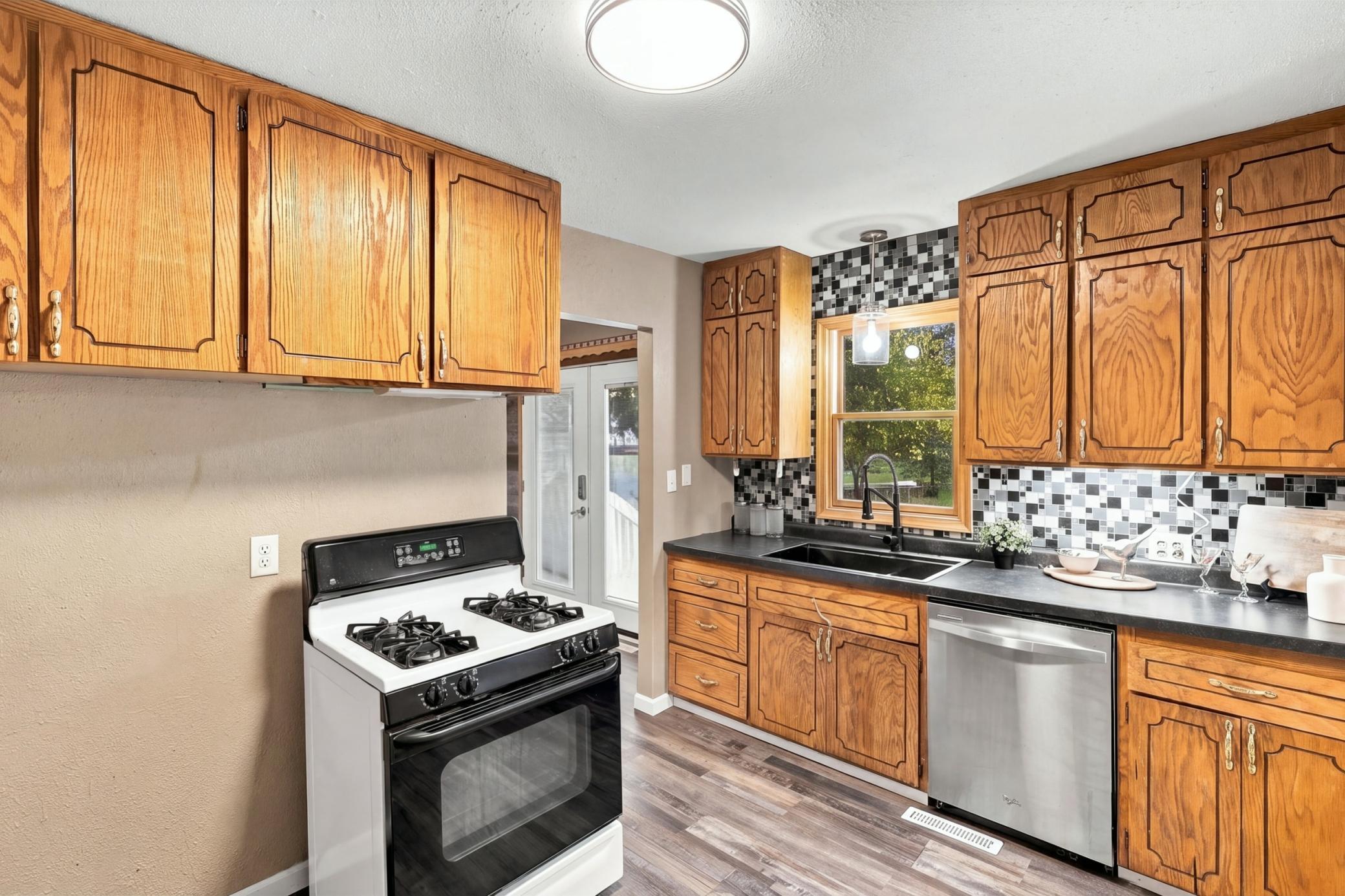 View of Residential at 4925 103rd Lane, Blaine MN 55014, Blaine (12 of 43) - Mike Wilen | Minnesota Team Real Estate