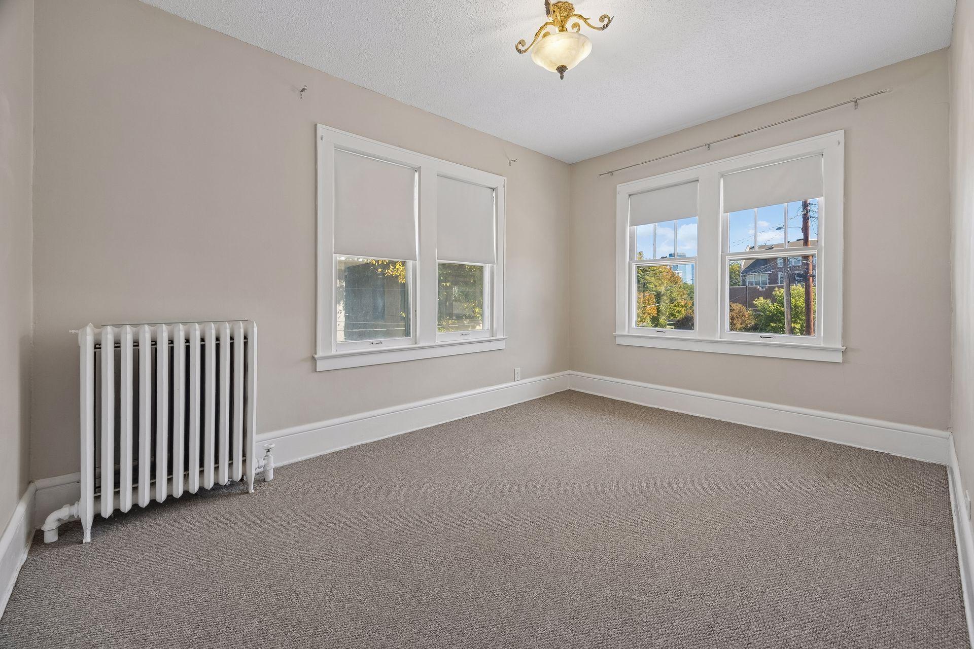 View of Residential Income at 629 Kenwood Parkway, Minneapolis MN 55403, Minneapolis (16 of 23) - Mike Wilen | Minnesota Team Real Estate