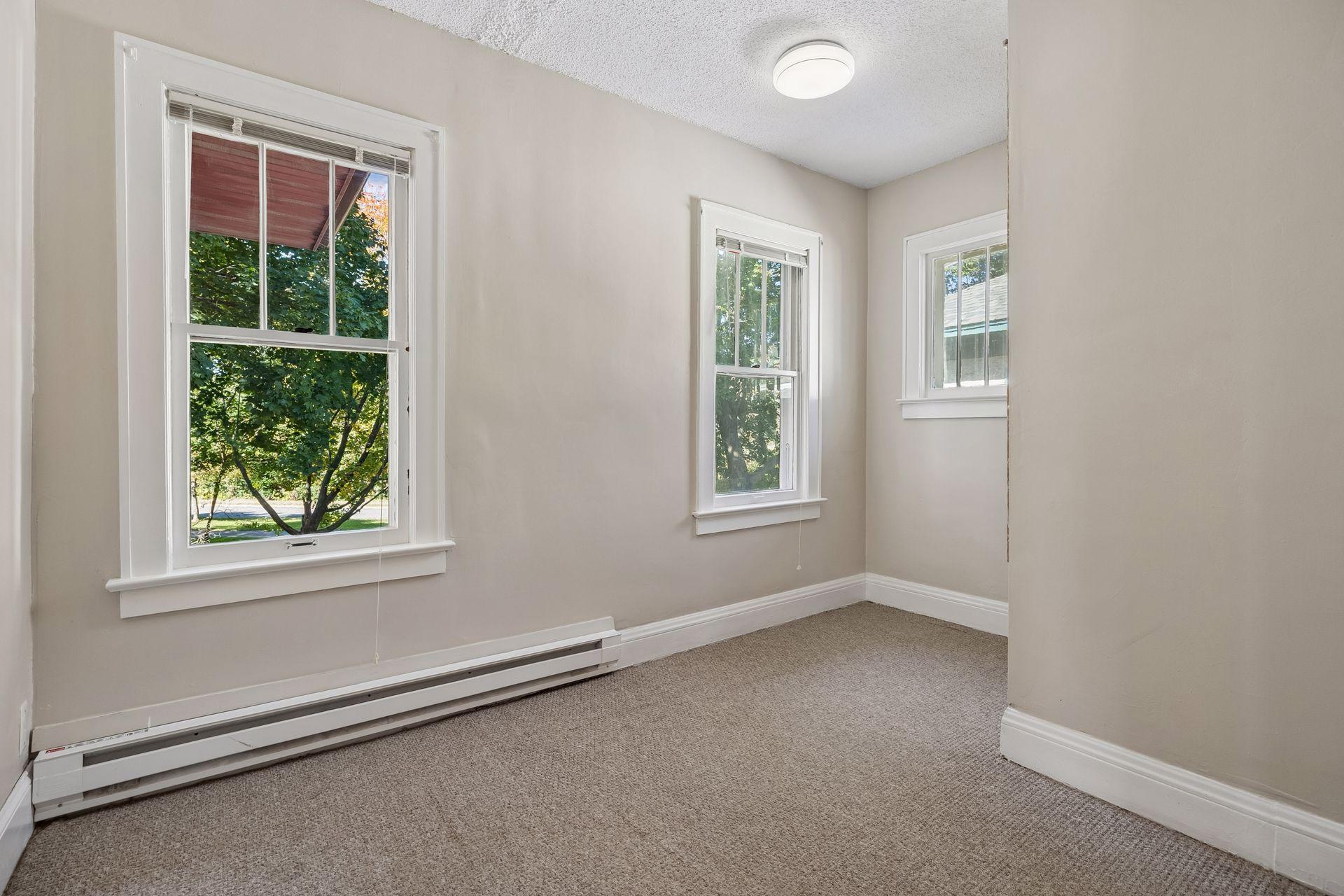 View of Residential Income at 629 Kenwood Parkway, Minneapolis MN 55403, Minneapolis (17 of 23) - Mike Wilen | Minnesota Team Real Estate