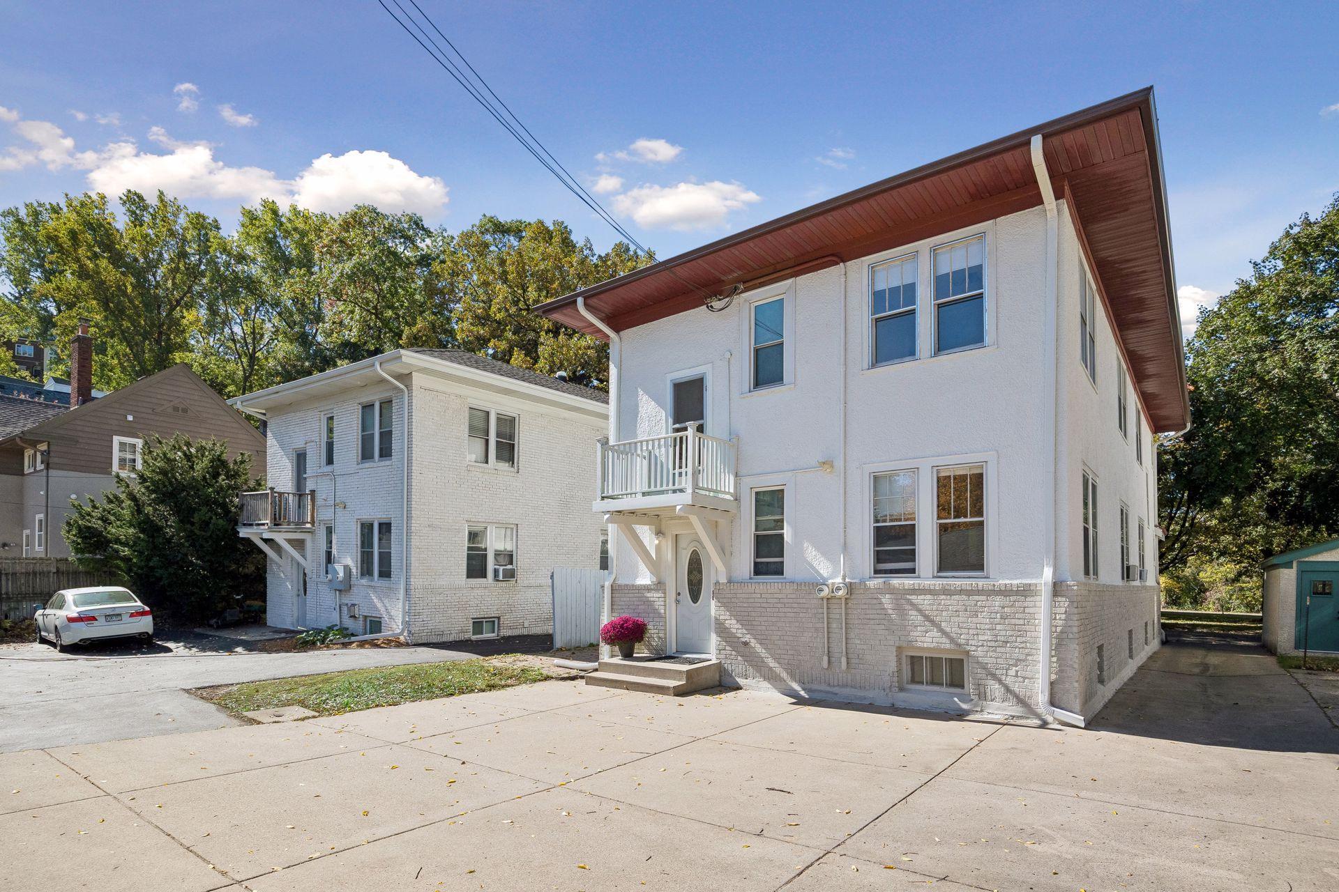 View of Residential Income at 629 Kenwood Parkway, Minneapolis MN 55403, Minneapolis (23 of 23) - Mike Wilen | Minnesota Team Real Estate