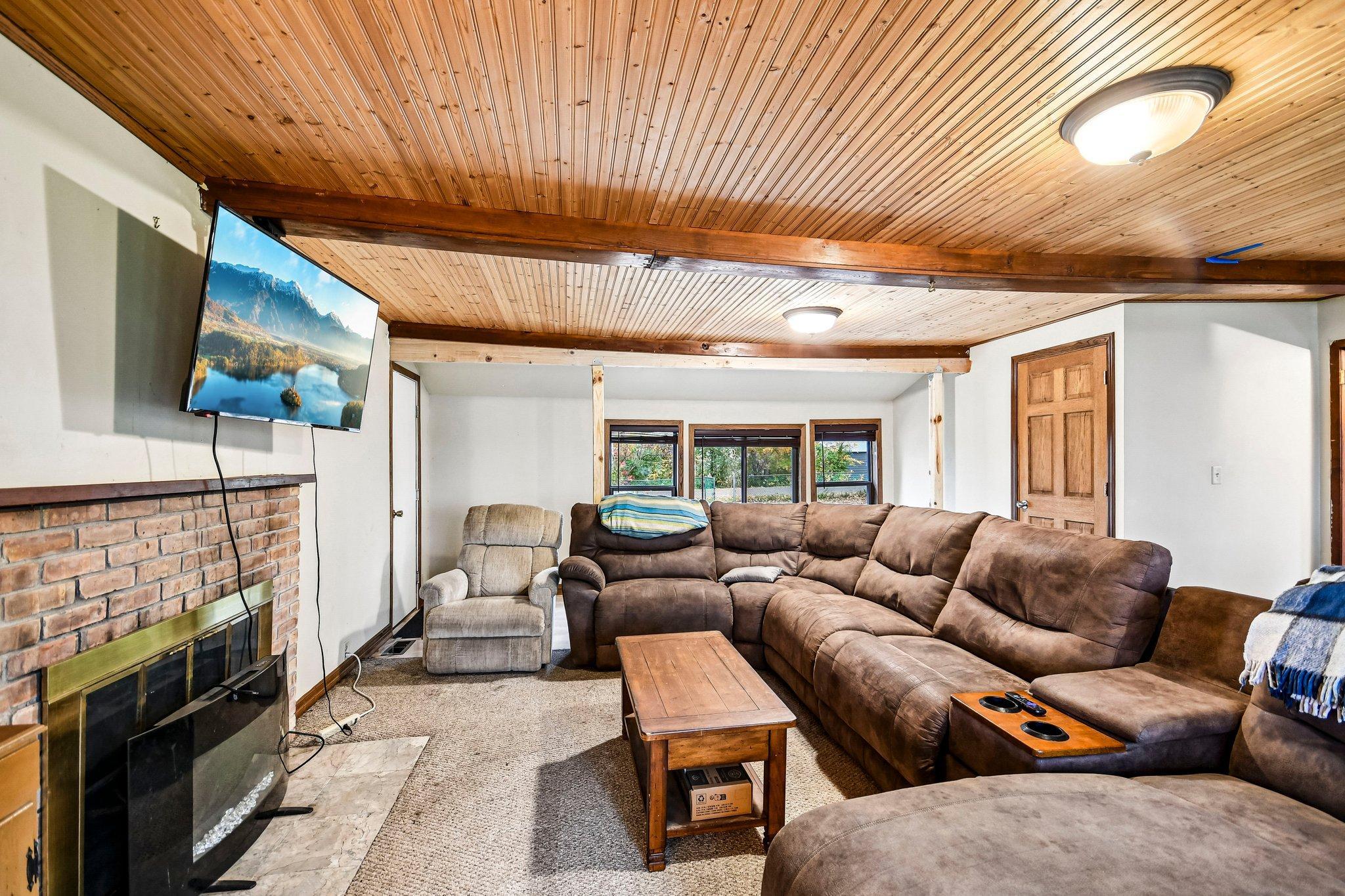 View of Residential at 31552 London Drive, Cambridge MN 55008, Cambridge (6 of 26) - Mike Wilen | Minnesota Team Real Estate