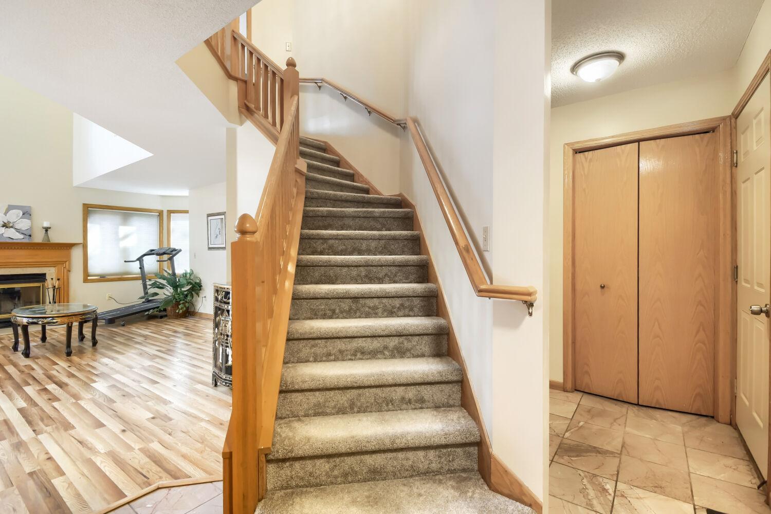 View of Residential at 10695 53rd Avenue, Plymouth MN 55442, Plymouth (14 of 25) - Mike Wilen | Minnesota Team Real Estate