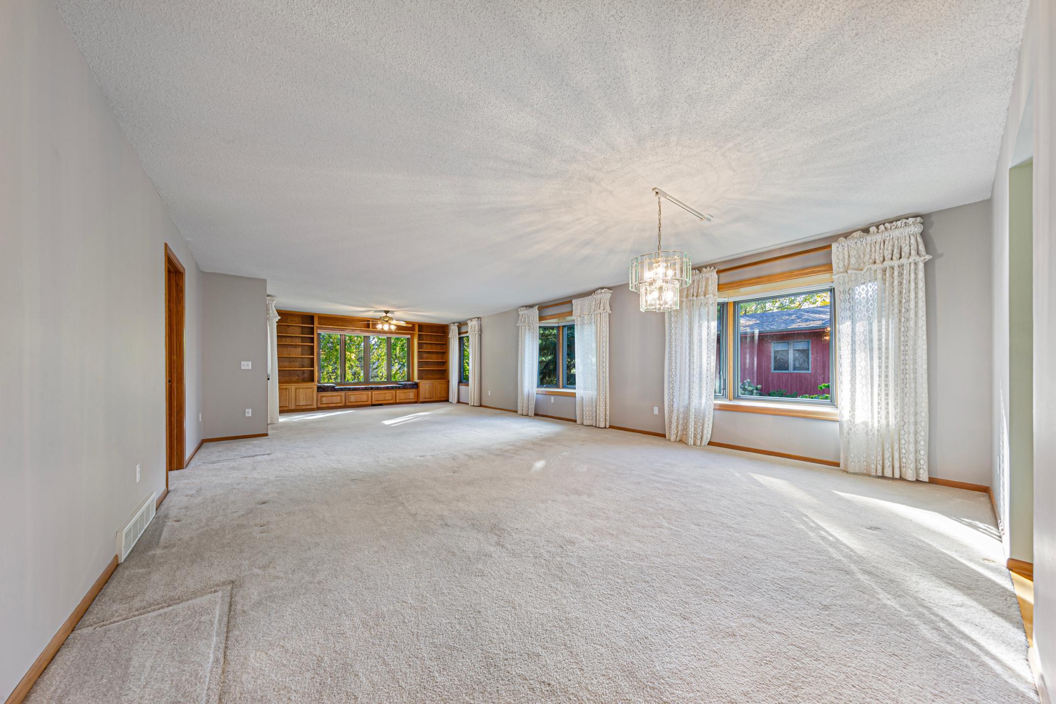 View of Residential at 607 Zanmiller Drive, Northfield MN 55057, Northfield (7 of 46) - Mike Wilen | Minnesota Team Real Estate