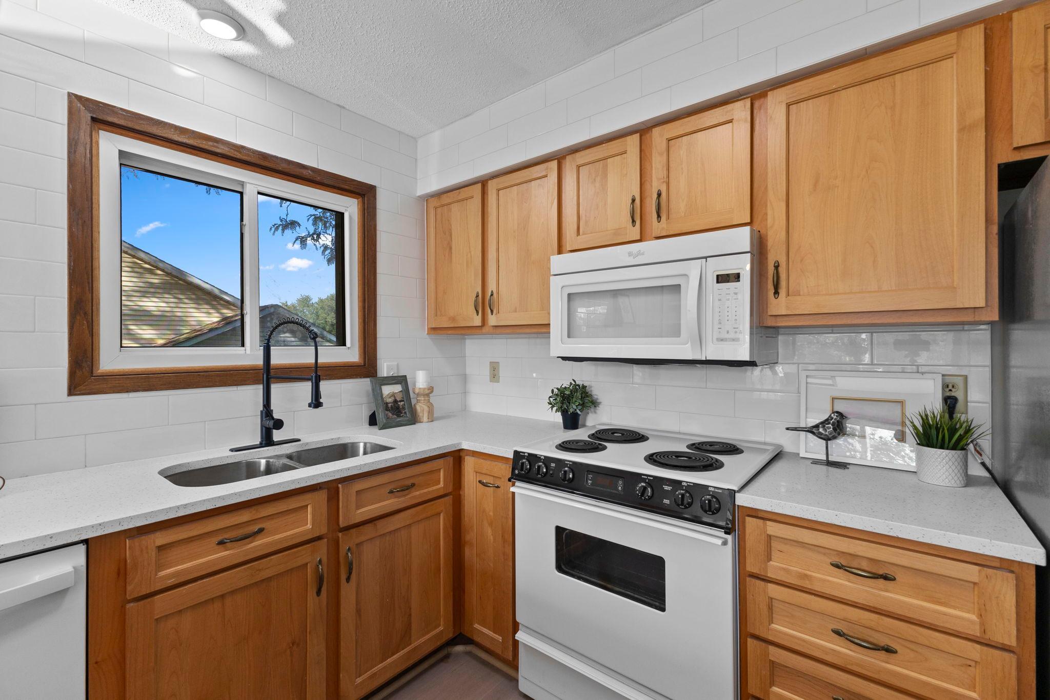View of Residential at 4656 142nd Street, Apple Valley MN 55124, Apple Valley (11 of 41) - Mike Wilen | Minnesota Team Real Estate