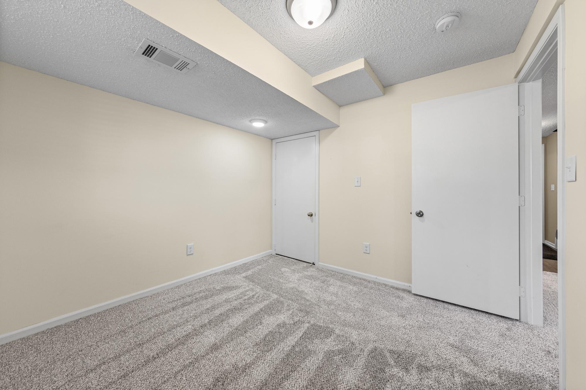 View of Residential at 914 94th Avenue, Blaine MN 55434, Blaine (43 of 50) - Mike Wilen | Minnesota Team Real Estate