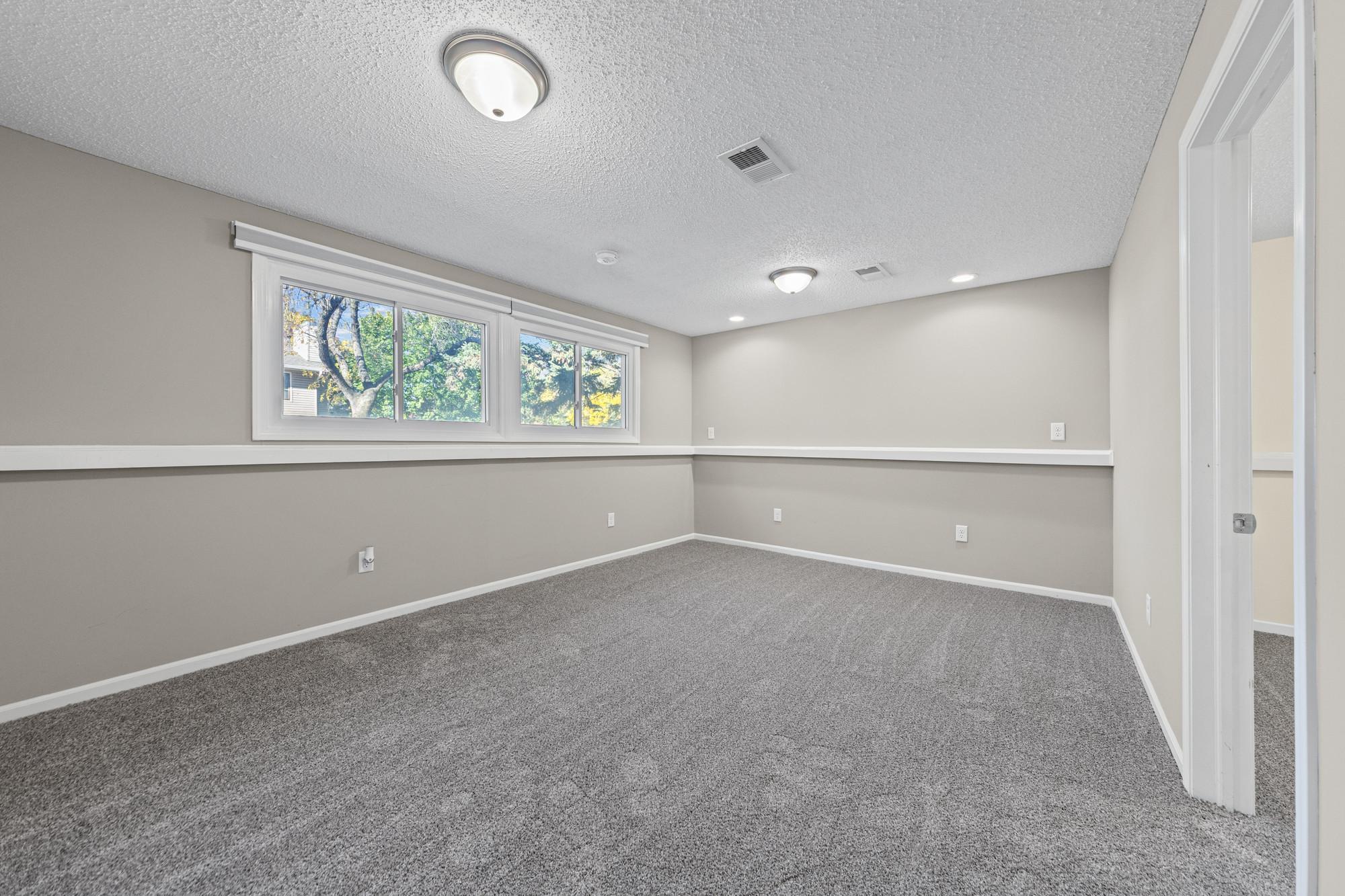 View of Residential at 914 94th Avenue, Blaine MN 55434, Blaine (38 of 50) - Mike Wilen | Minnesota Team Real Estate