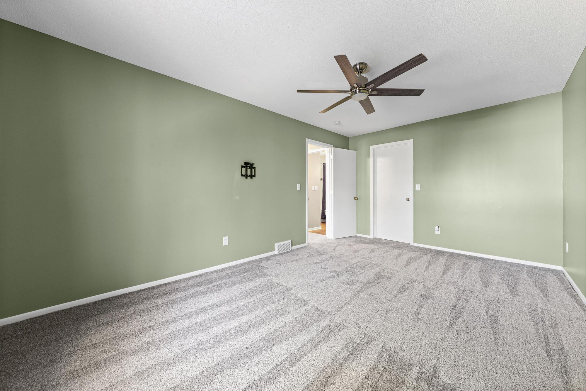 View of Residential at 914 94th Avenue, Blaine MN 55434, Blaine (34 of 50) - Mike Wilen | Minnesota Team Real Estate