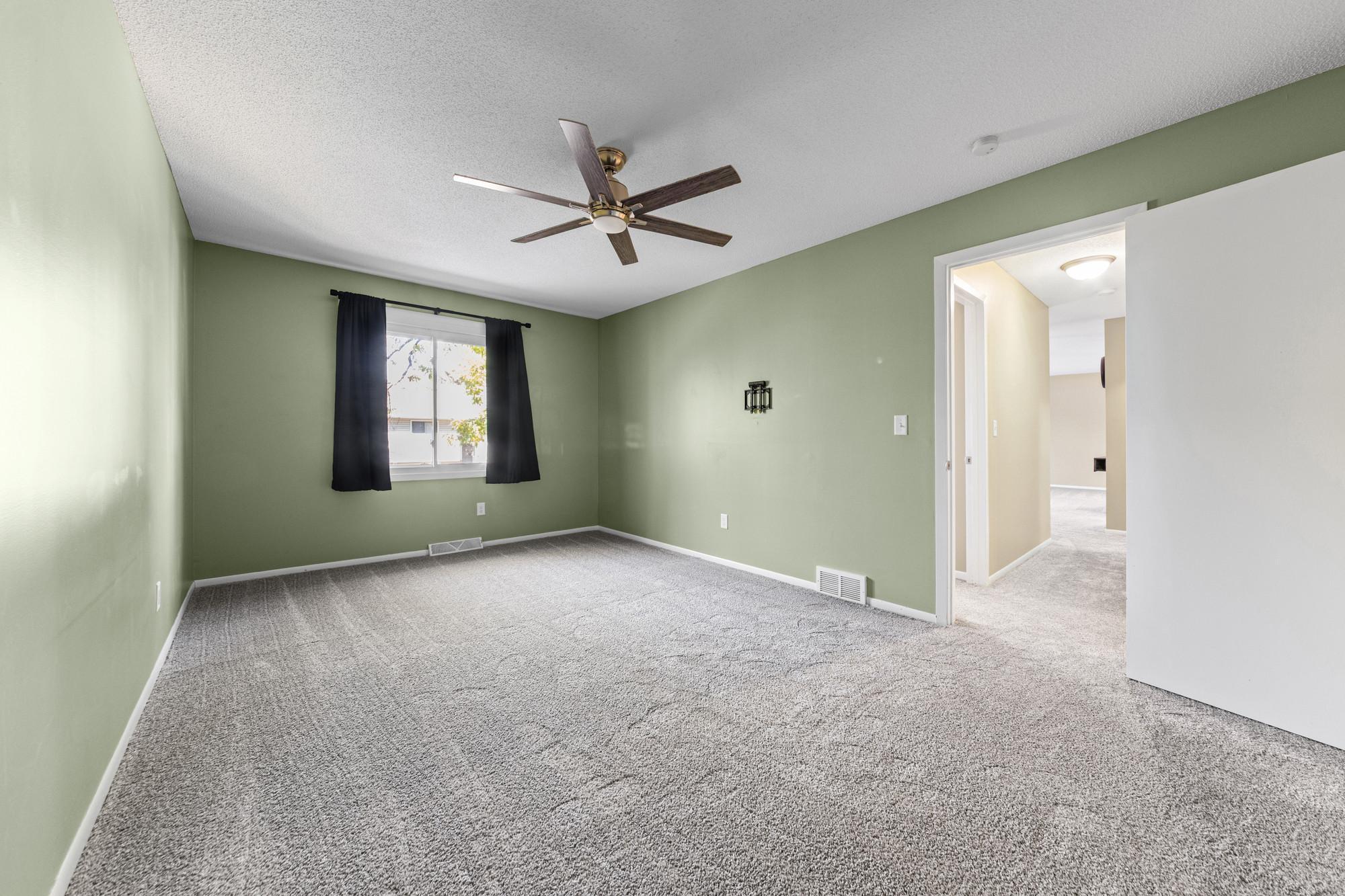 View of Residential at 914 94th Avenue, Blaine MN 55434, Blaine (33 of 50) - Mike Wilen | Minnesota Team Real Estate
