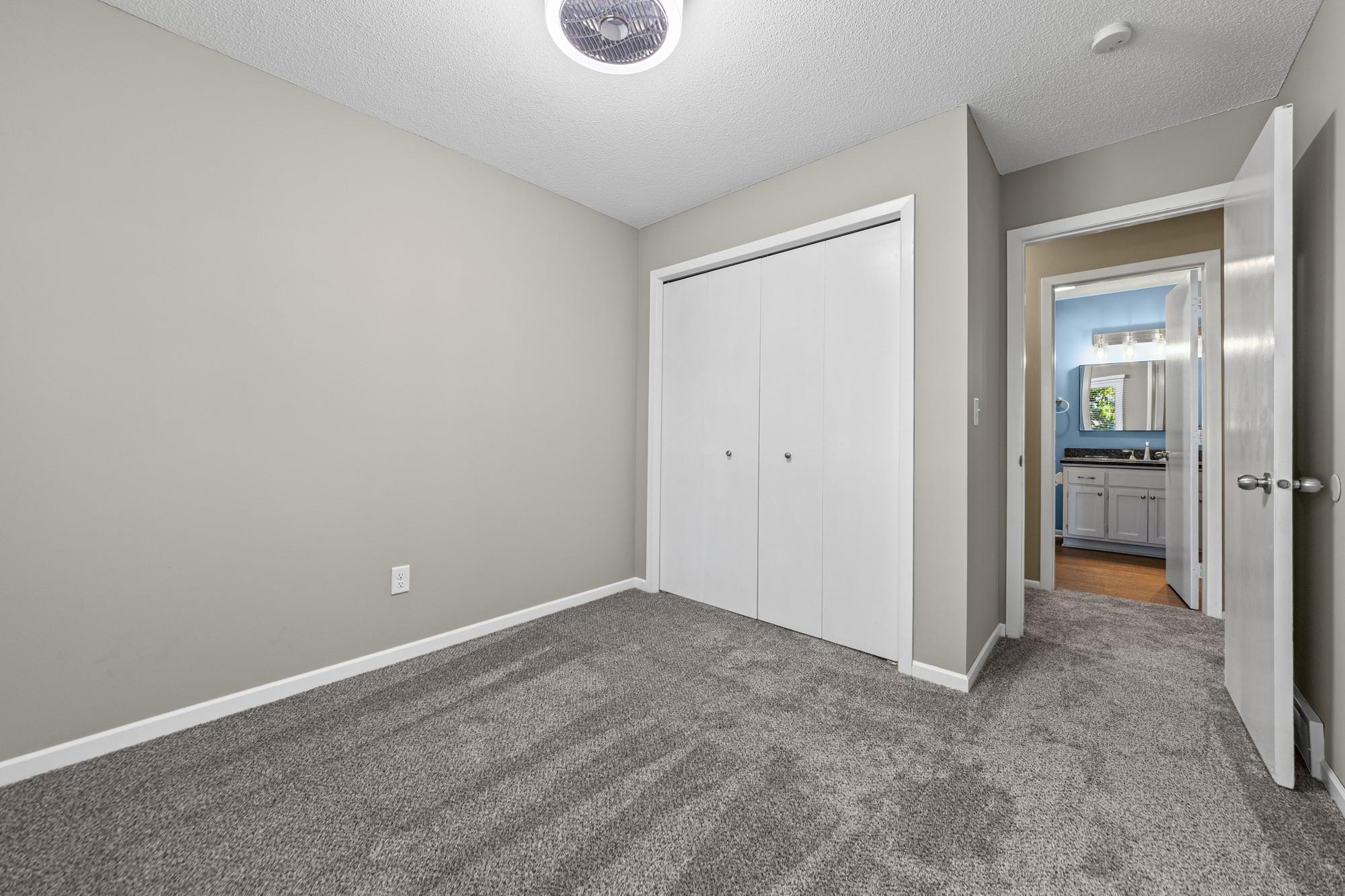 View of Residential at 914 94th Avenue, Blaine MN 55434, Blaine (29 of 50) - Mike Wilen | Minnesota Team Real Estate