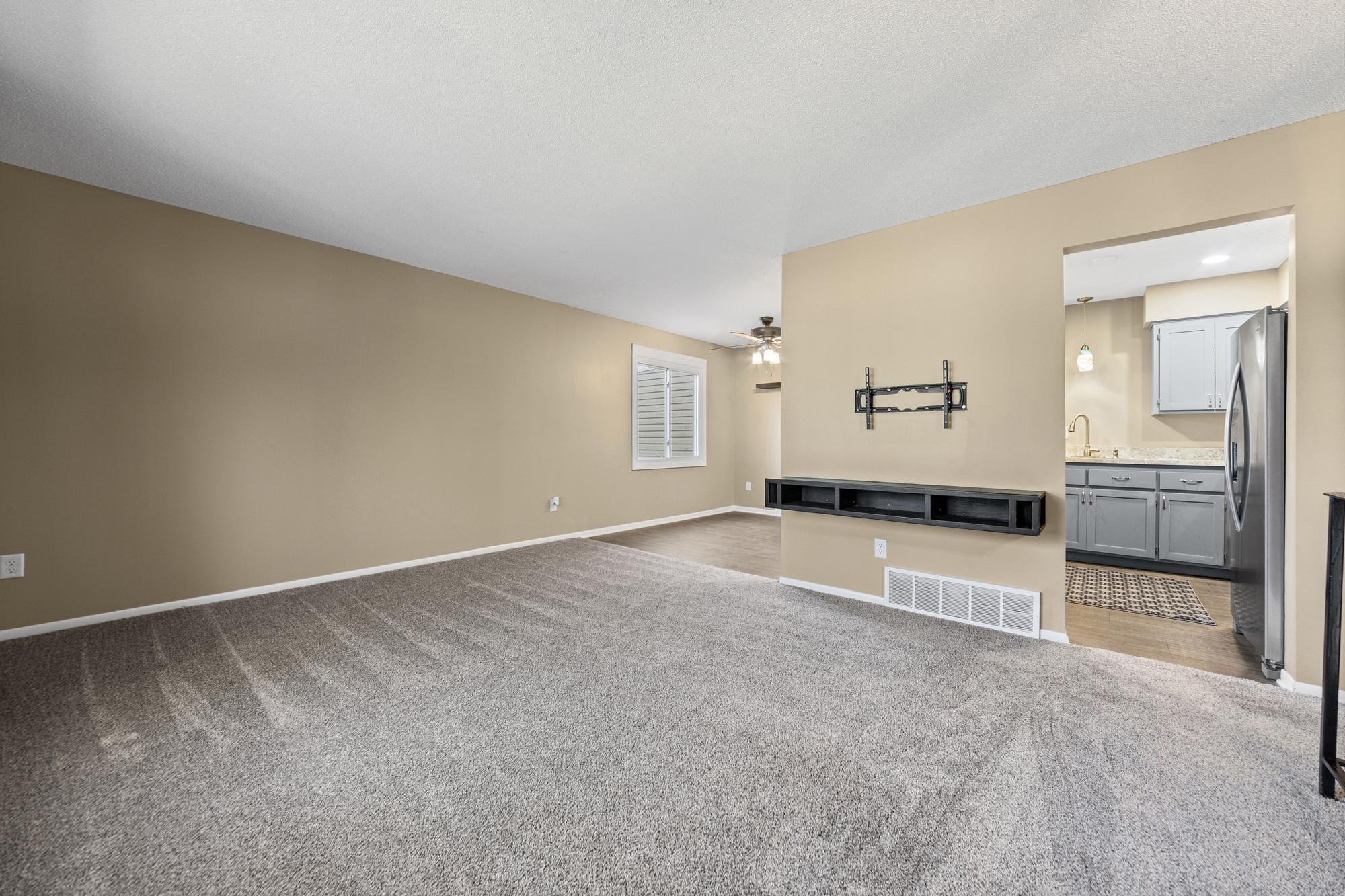 View of Residential at 914 94th Avenue, Blaine MN 55434, Blaine (11 of 50) - Mike Wilen | Minnesota Team Real Estate