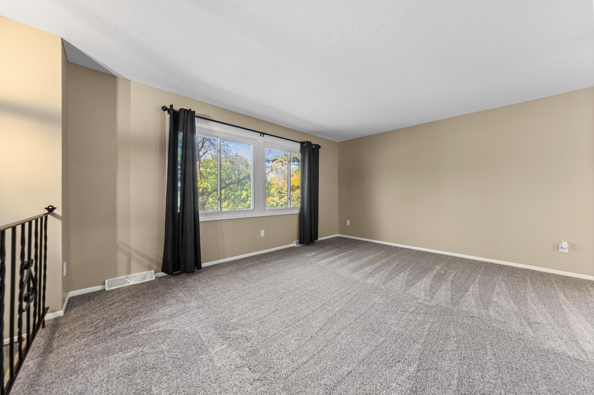 View of Residential at 914 94th Avenue, Blaine MN 55434, Blaine (10 of 50) - Mike Wilen | Minnesota Team Real Estate