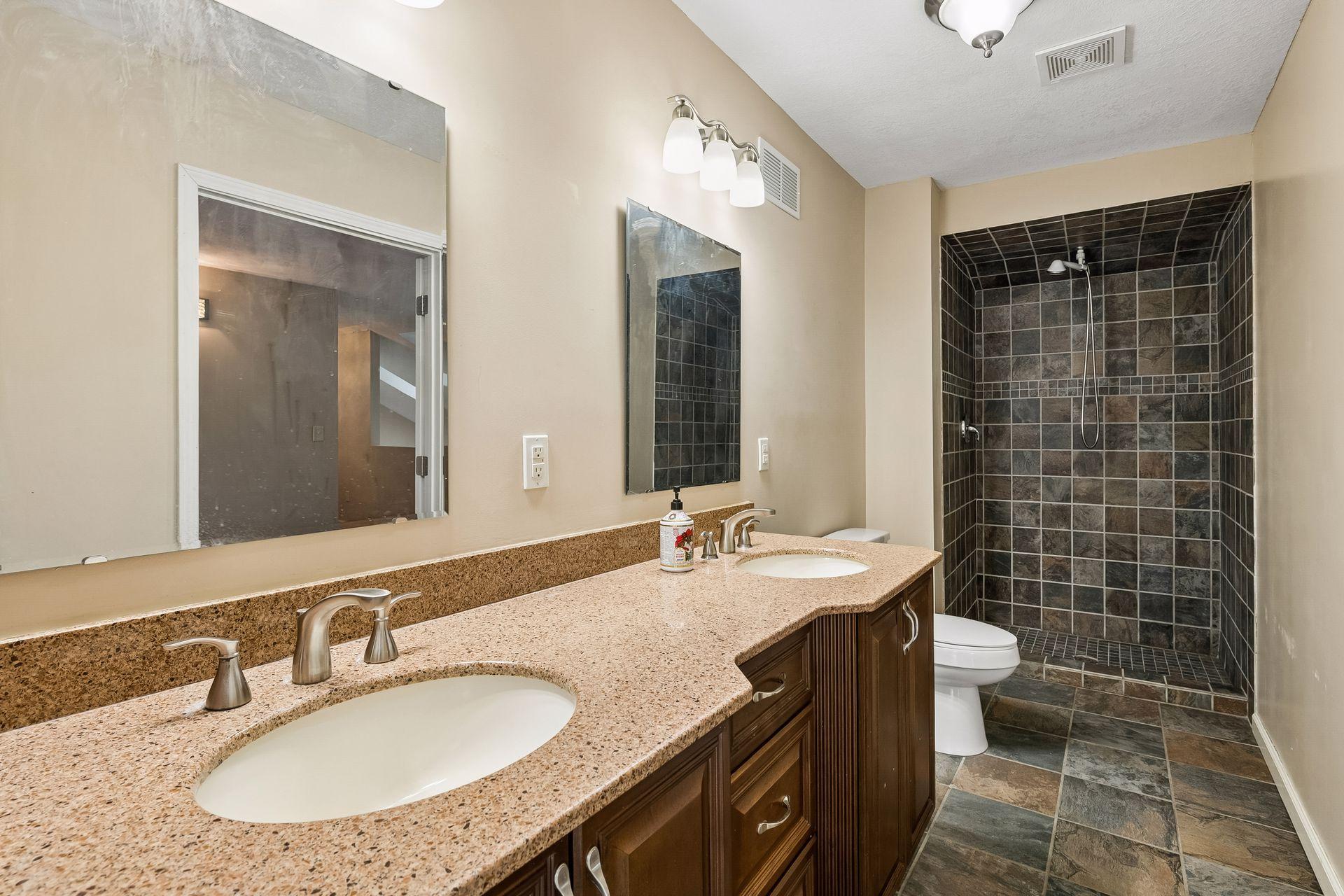 View of Residential at 9934 Maple Avenue, Bloomington MN 55431, Bloomington (21 of 34) - Mike Wilen | Minnesota Team Real Estate