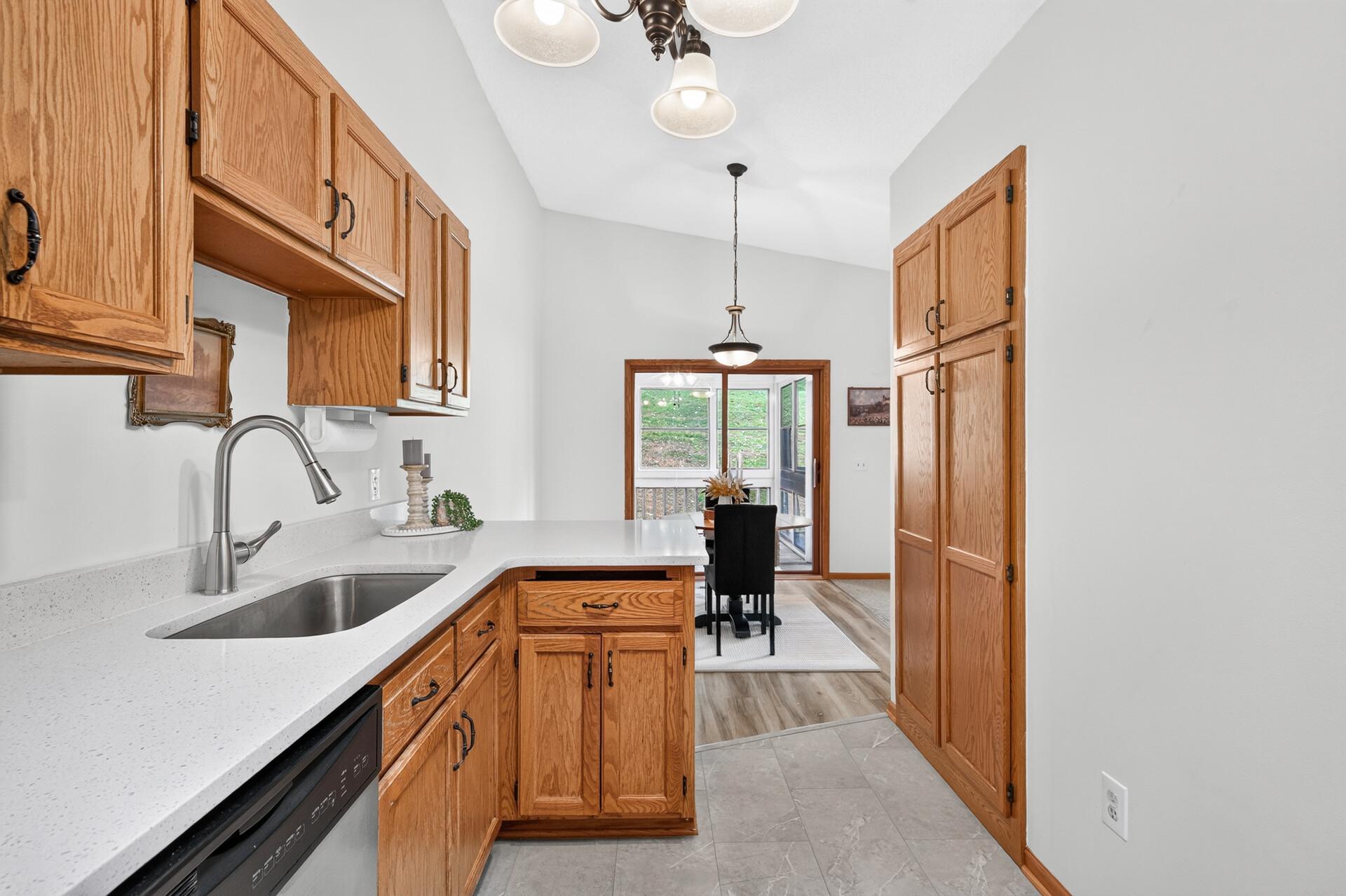 View of Residential at 4303 Clemson Circle #B, Eagan MN 55122, Eagan (12 of 30) - Mike Wilen | Minnesota Team Real Estate