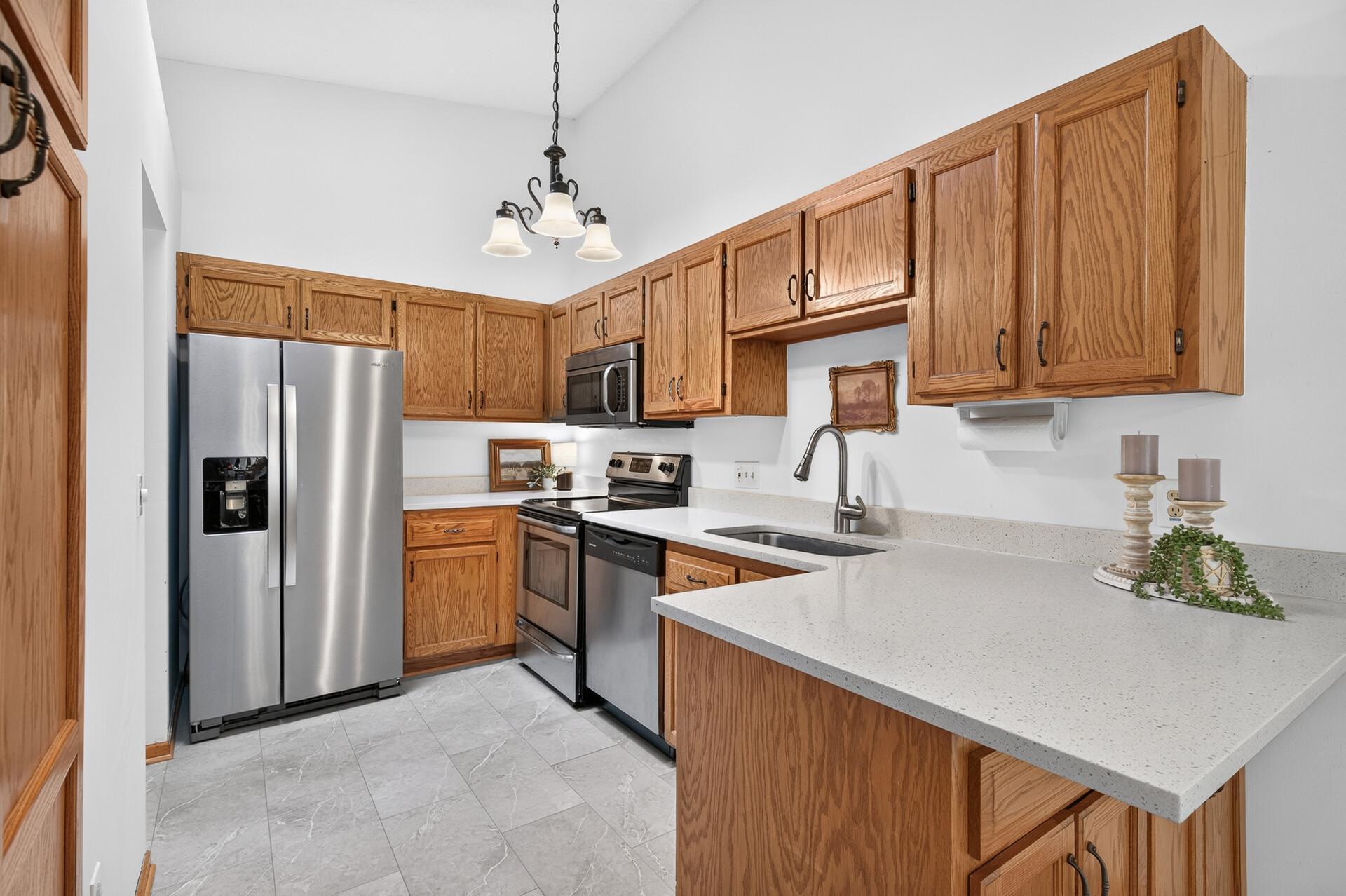 View of Residential at 4303 Clemson Circle #B, Eagan MN 55122, Eagan (10 of 30) - Mike Wilen | Minnesota Team Real Estate