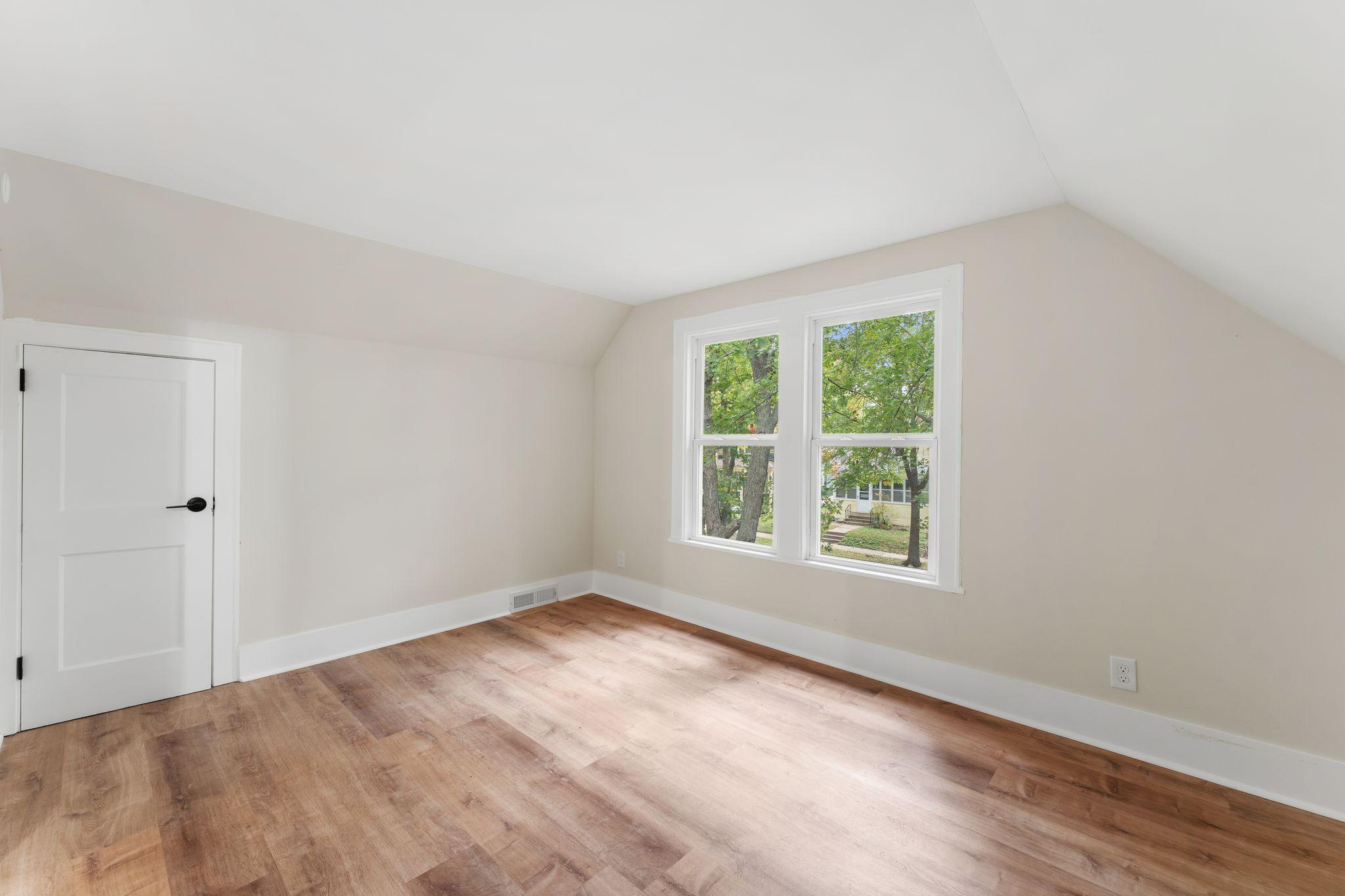View of Residential at 1223 Reaney Avenue, Saint Paul MN 55106, Saint Paul (30 of 40) - Mike Wilen | Minnesota Team Real Estate