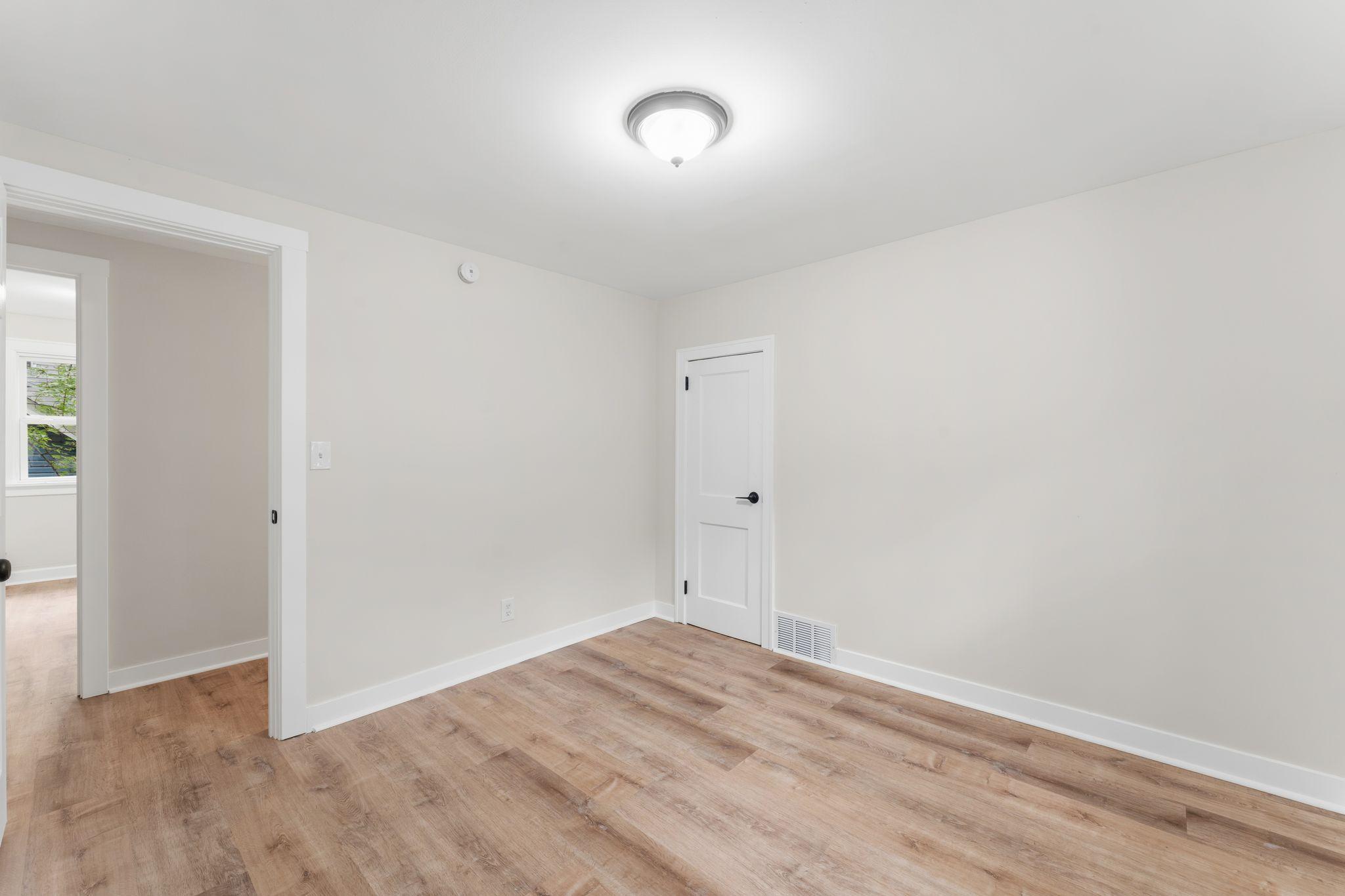 View of Residential at 1223 Reaney Avenue, Saint Paul MN 55106, Saint Paul (25 of 40) - Mike Wilen | Minnesota Team Real Estate