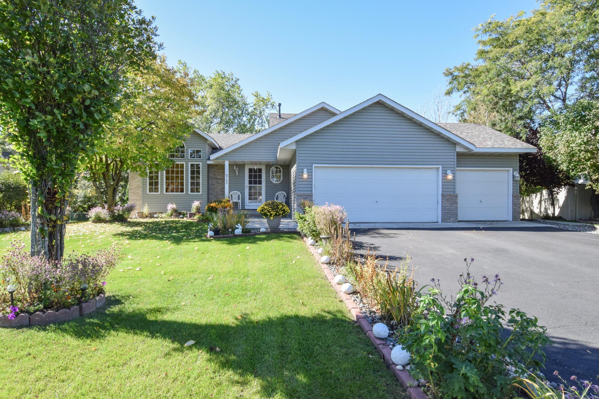 View of Single Family at 8743 Queens Gardens, Brooklyn Park - Mike Wilen | Minnesota Team Real Estate