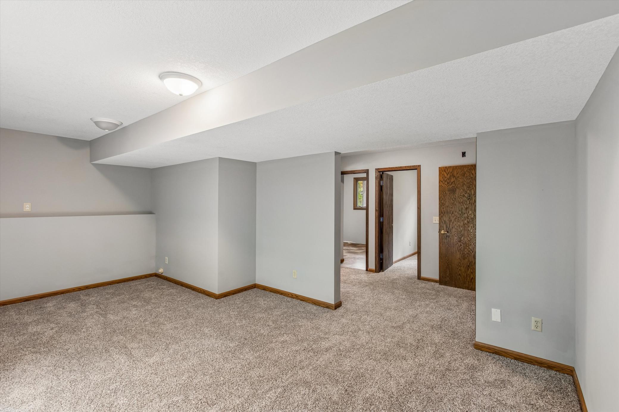 View of Residential at 1335 Ches Mar Lane, Eagan MN 55123, Eagan (25 of 44) - Mike Wilen | Minnesota Team Real Estate