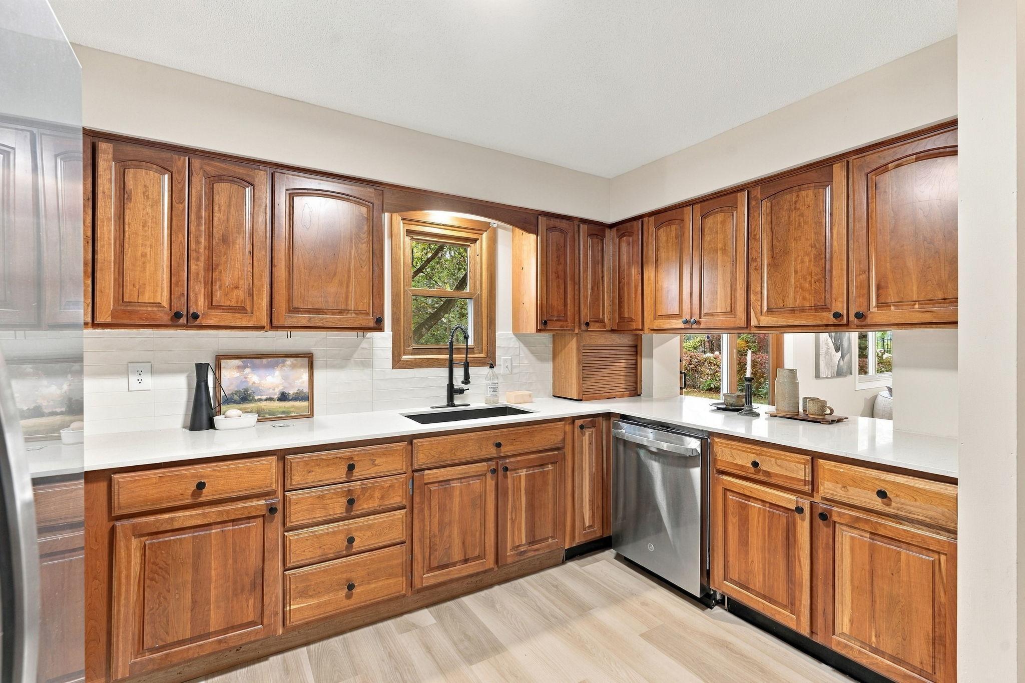 View of Residential at 10356 Xylon Road, Bloomington MN 55438, Bloomington (11 of 37) - Mike Wilen | Minnesota Team Real Estate
