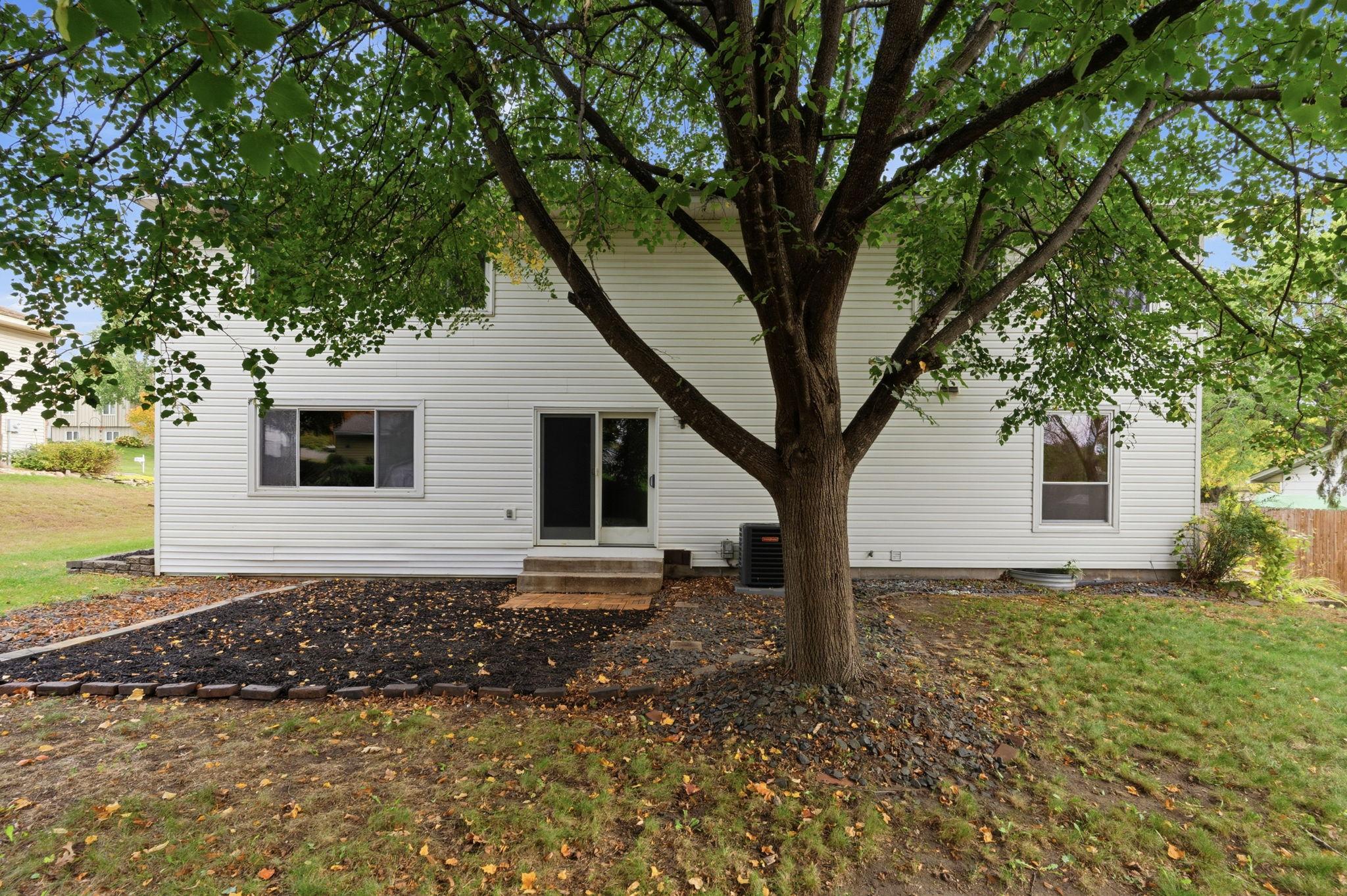 View of Residential at 10356 Xylon Road, Bloomington MN 55438, Bloomington (35 of 37) - Mike Wilen | Minnesota Team Real Estate