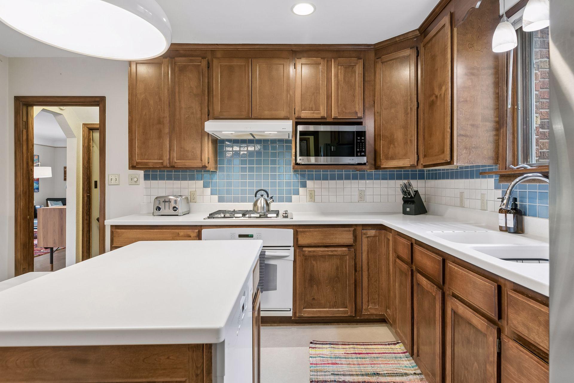 View of Residential at 1384 Como Boulevard, Saint Paul MN 55117, Saint Paul (18 of 56) - Mike Wilen | Minnesota Team Real Estate