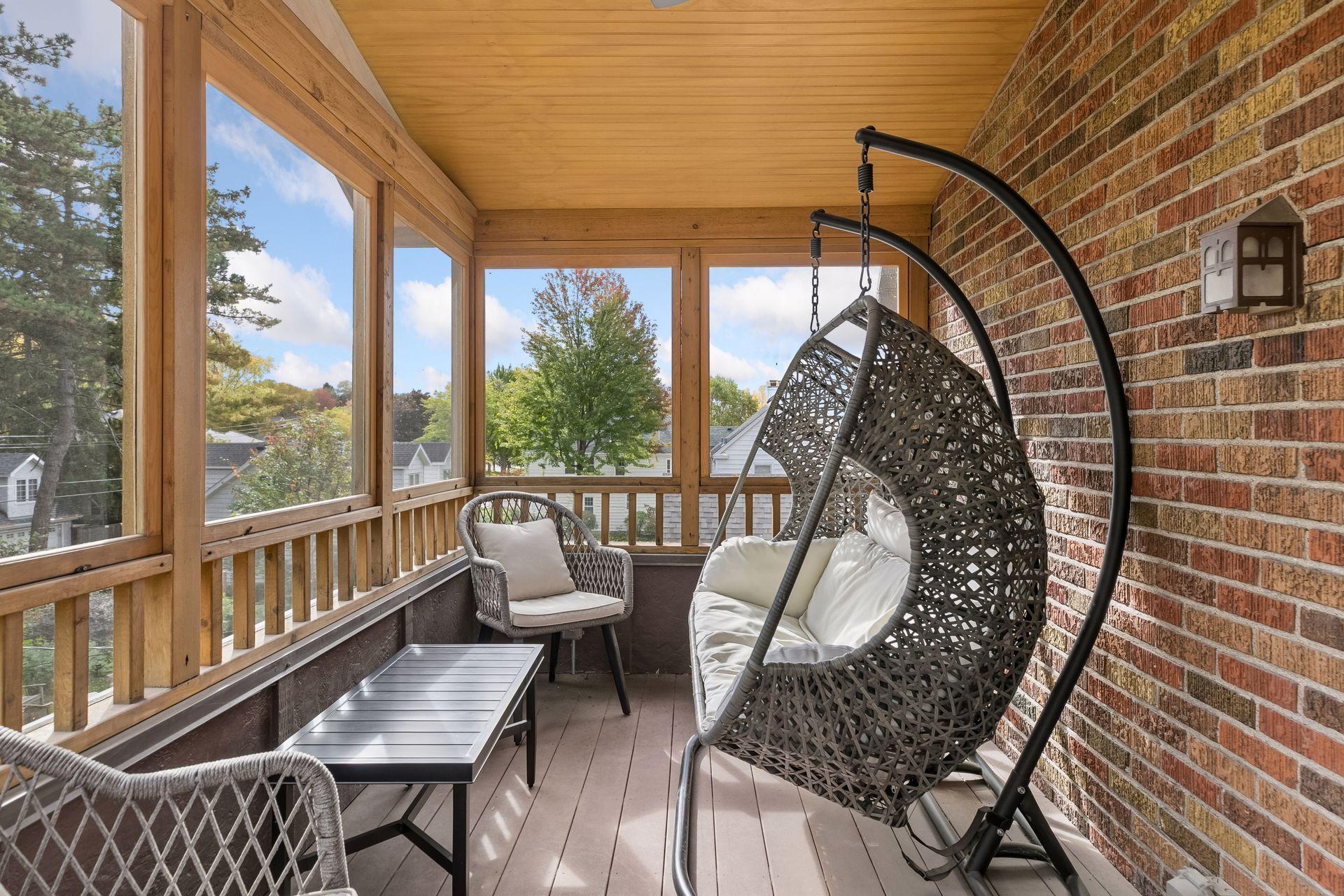 View of Residential at 1384 Como Boulevard, Saint Paul MN 55117, Saint Paul (33 of 56) - Mike Wilen | Minnesota Team Real Estate