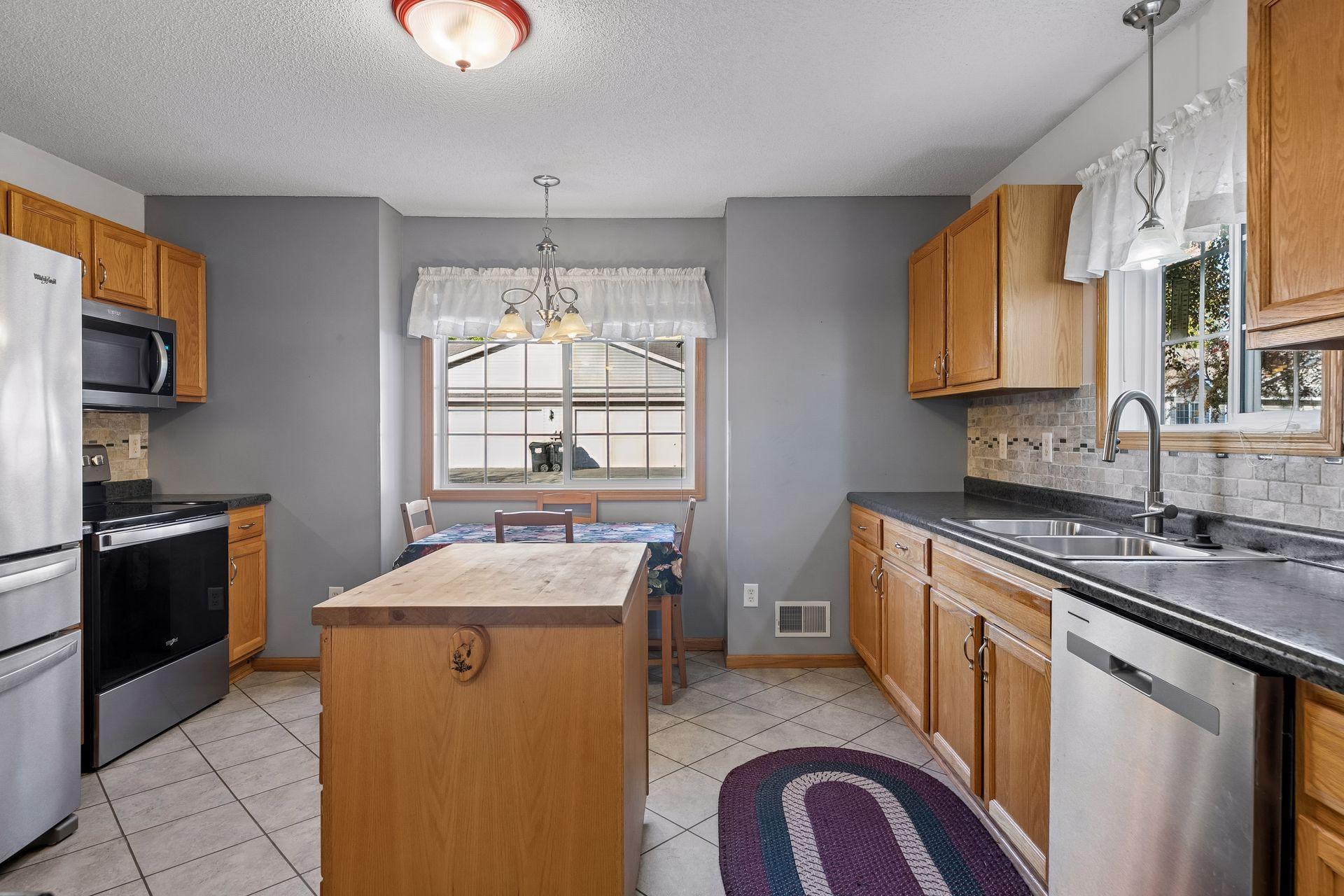 View of Residential at 11521 Poppy Street, Coon Rapids MN 55433, Coon Rapids (8 of 33) - Mike Wilen | Minnesota Team Real Estate