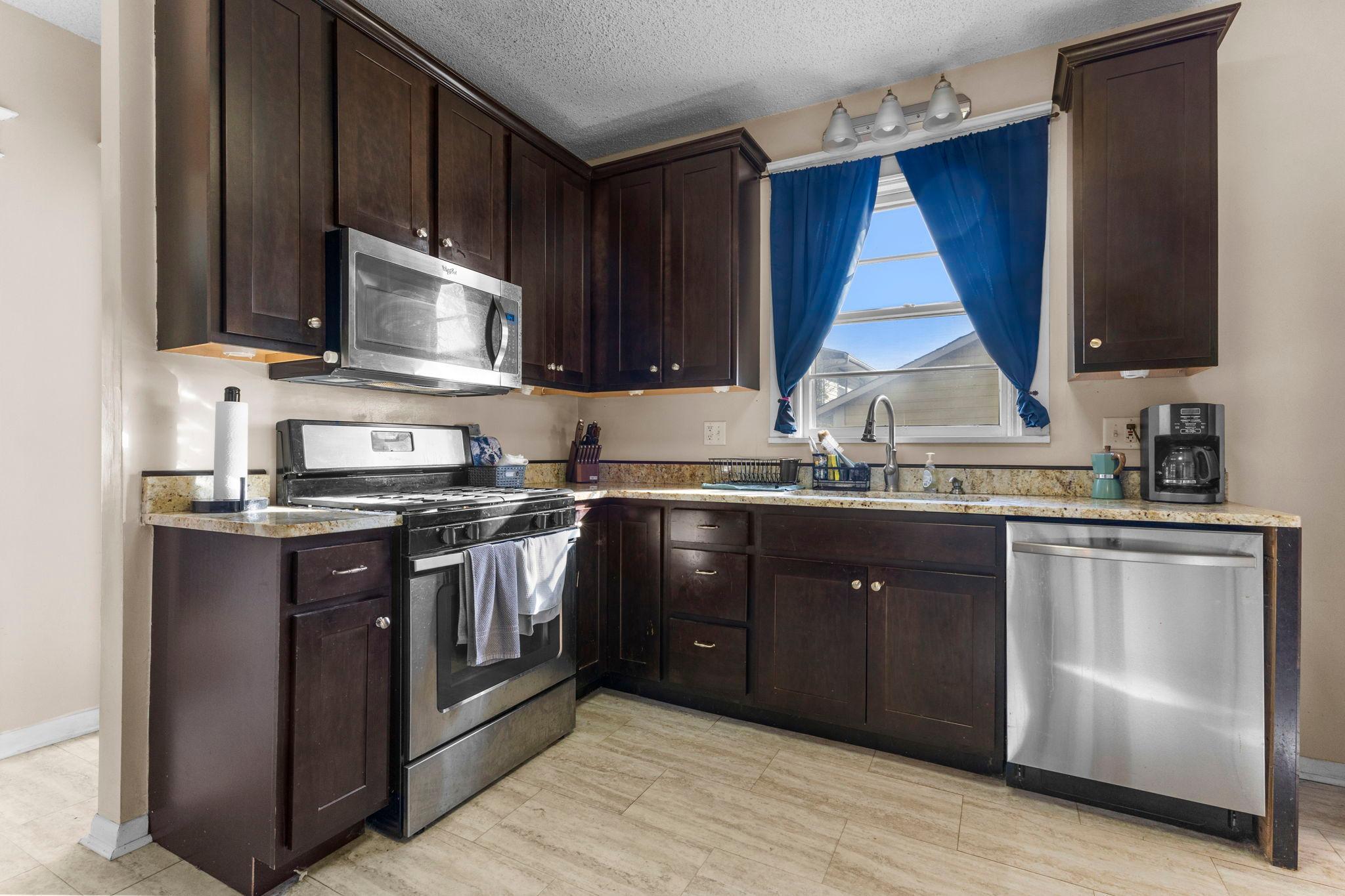 View of Residential at 1751 Clarence Street, Maplewood MN 55109, Maplewood (8 of 25) - Mike Wilen | Minnesota Team Real Estate