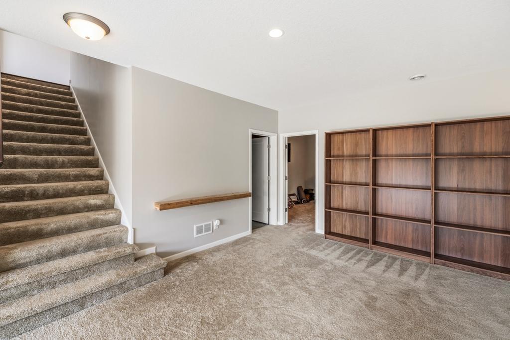 View of Residential at 9029 Jade Circle, Lake Elmo MN 55042, Lake Elmo (25 of 52) - Mike Wilen | Minnesota Team Real Estate