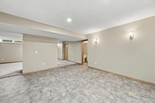 View of Residential at 508 Lady Slipper Avenue, New Prague MN 56071, New Prague (24 of 33) - Mike Wilen | Minnesota Team Real Estate
