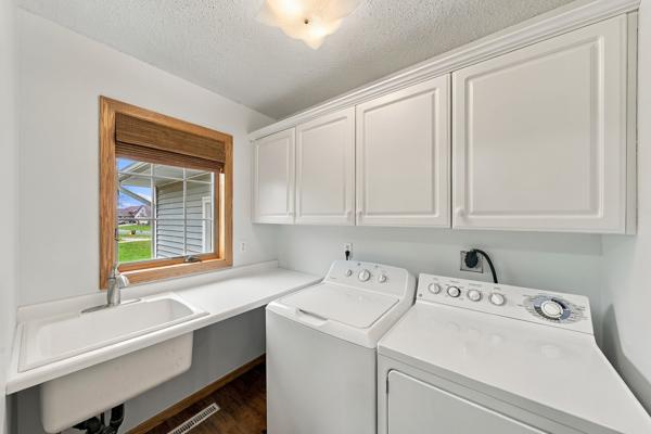 View of Residential at 508 Lady Slipper Avenue, New Prague MN 56071, New Prague (16 of 33) - Mike Wilen | Minnesota Team Real Estate