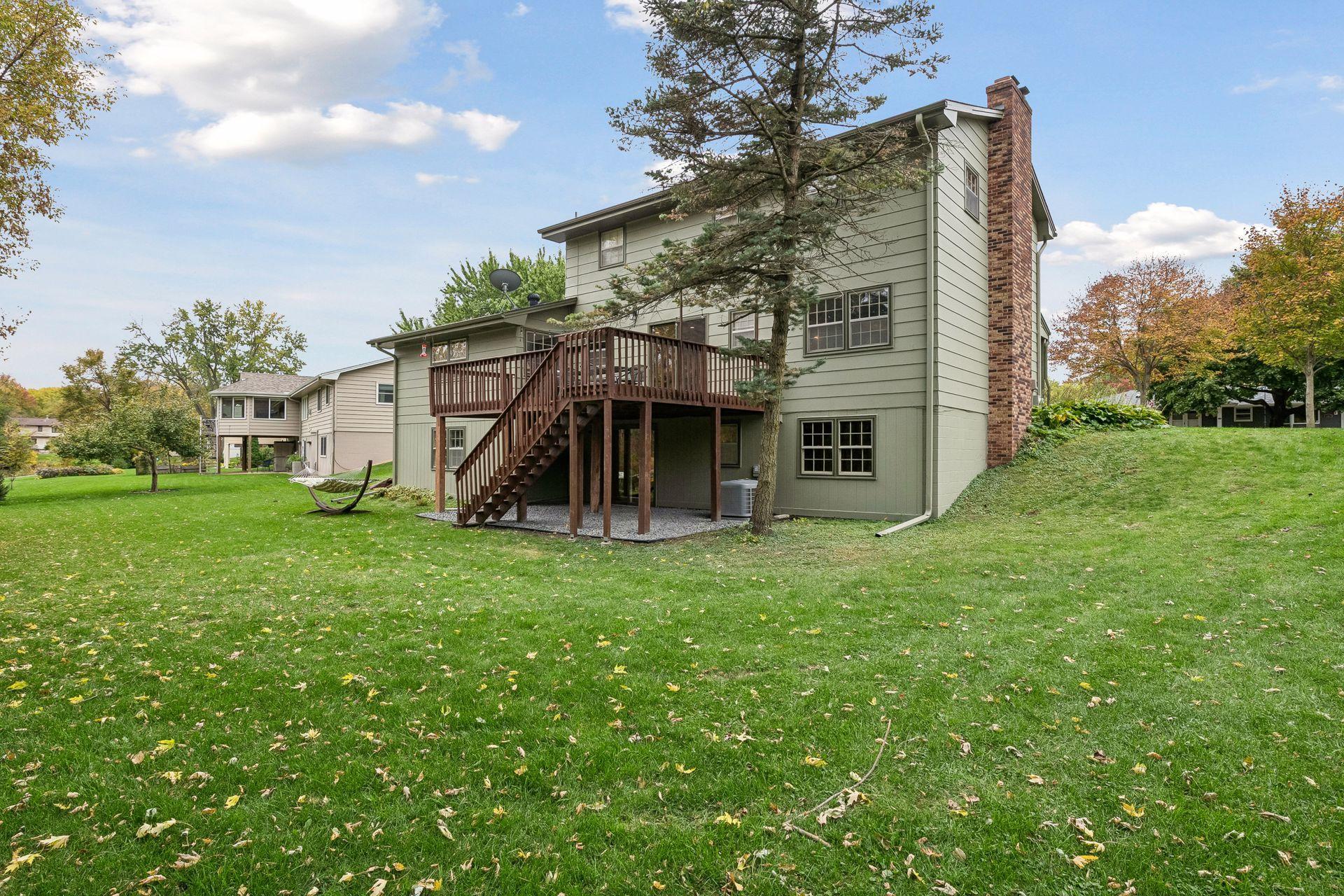 View of Residential at 2060 Kelly Drive, Golden Valley MN 55427, Golden Valley (2 of 30) - Mike Wilen | Minnesota Team Real Estate