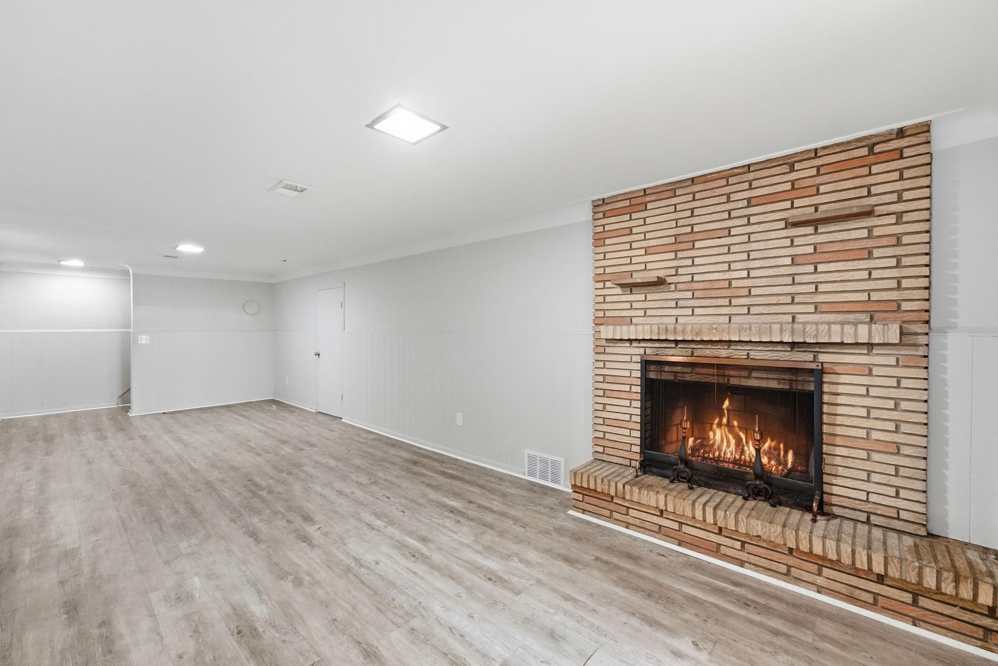 View of Residential at 7549 University Avenue, Fridley MN 55432, Fridley (21 of 34) - Mike Wilen | Minnesota Team Real Estate