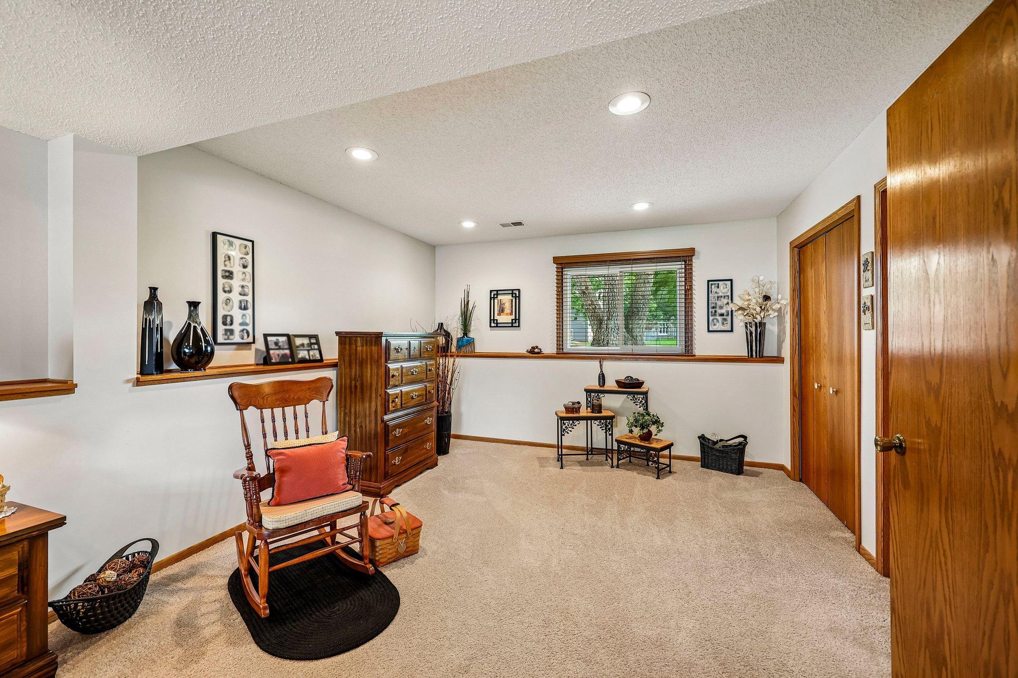 View of Residential at 4292 Eagle Crest Drive, Eagan MN 55122, Eagan (17 of 46) - Mike Wilen | Minnesota Team Real Estate