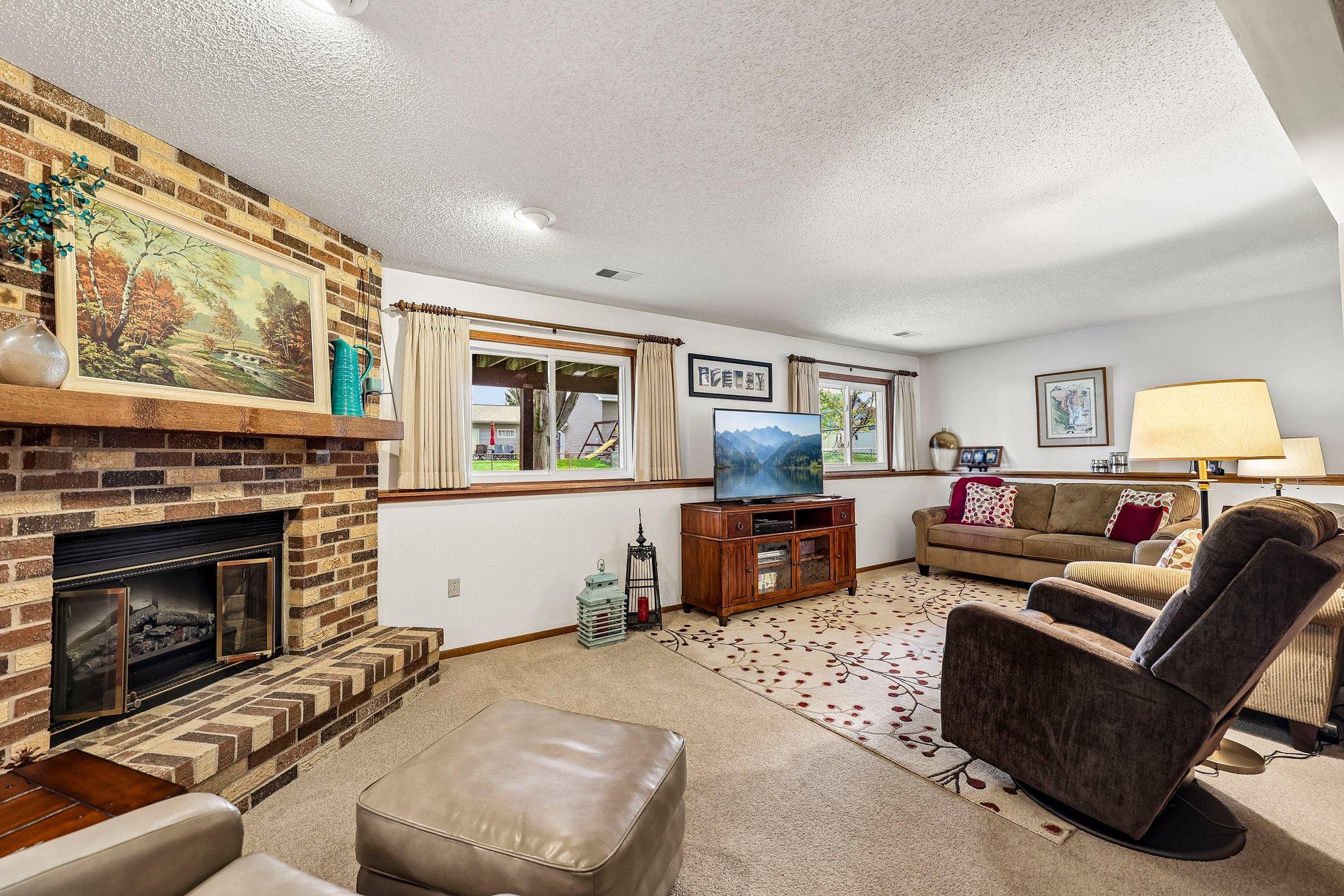 View of Residential at 4292 Eagle Crest Drive, Eagan MN 55122, Eagan (21 of 46) - Mike Wilen | Minnesota Team Real Estate