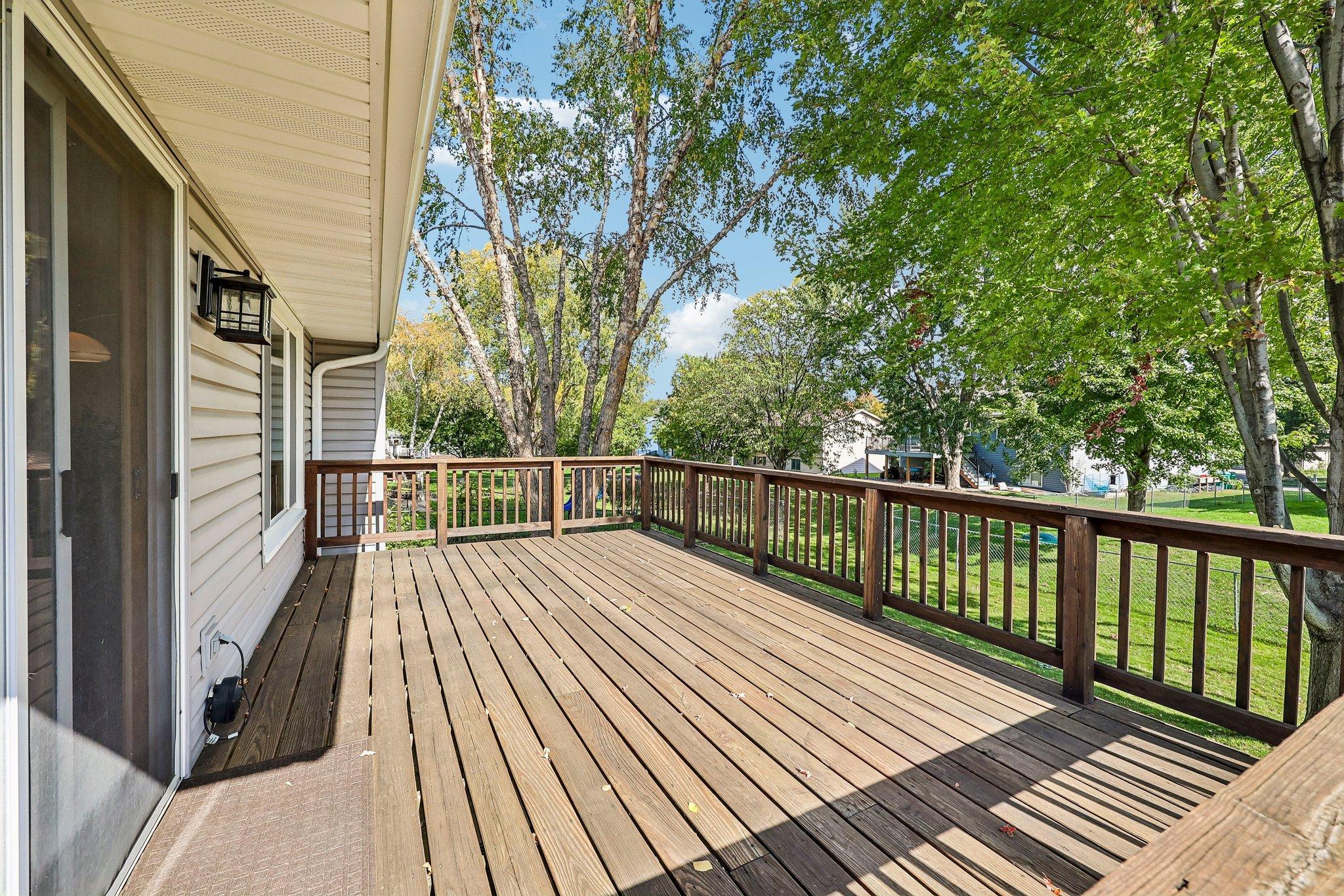 View of Residential at 4292 Eagle Crest Drive, Eagan MN 55122, Eagan (33 of 46) - Mike Wilen | Minnesota Team Real Estate