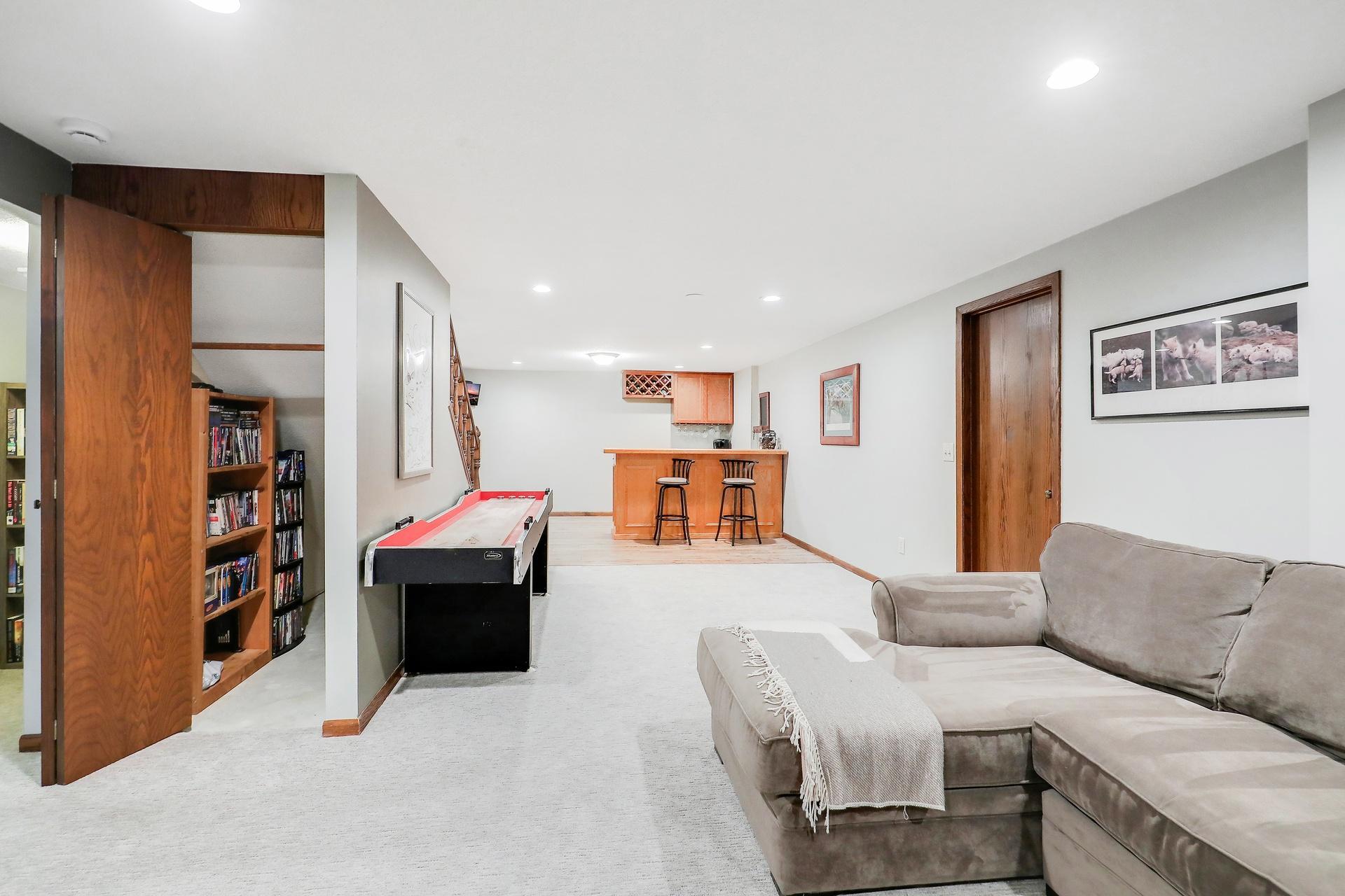 View of Residential at 624 Hennes Avenue, Shakopee MN 55379, Shakopee (49 of 71) - Mike Wilen | Minnesota Team Real Estate