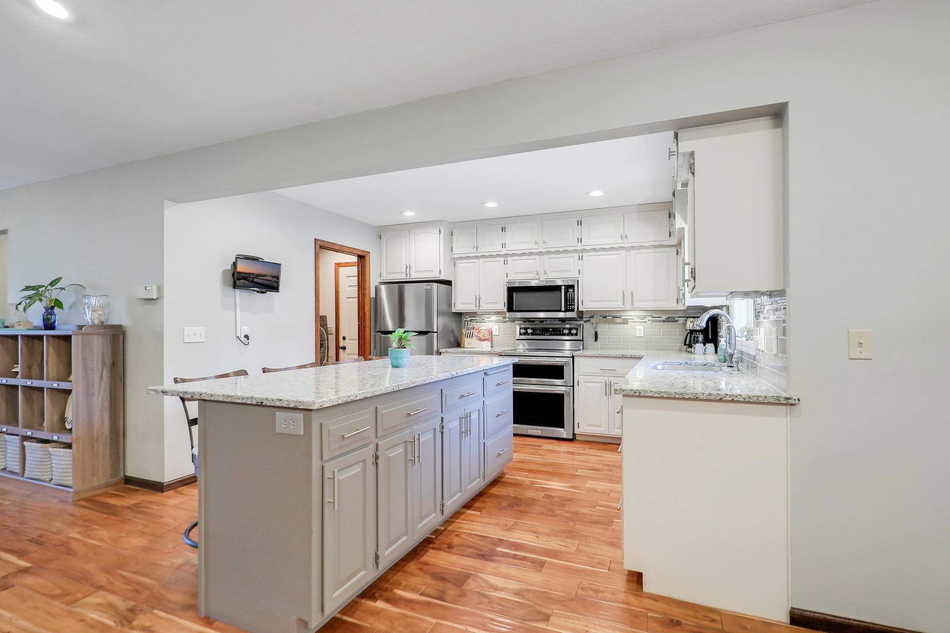 View of Residential at 624 Hennes Avenue, Shakopee MN 55379, Shakopee (18 of 71) - Mike Wilen | Minnesota Team Real Estate