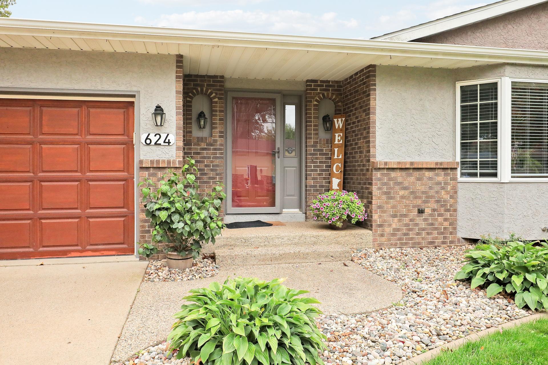 View of Residential at 624 Hennes Avenue, Shakopee MN 55379, Shakopee (6 of 71) - Mike Wilen | Minnesota Team Real Estate