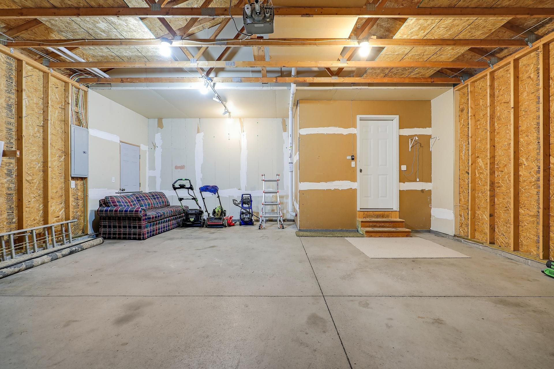 View of Residential at 890 Newport Avenue, Shakopee MN 55379, Shakopee (41 of 51) - Mike Wilen | Minnesota Team Real Estate