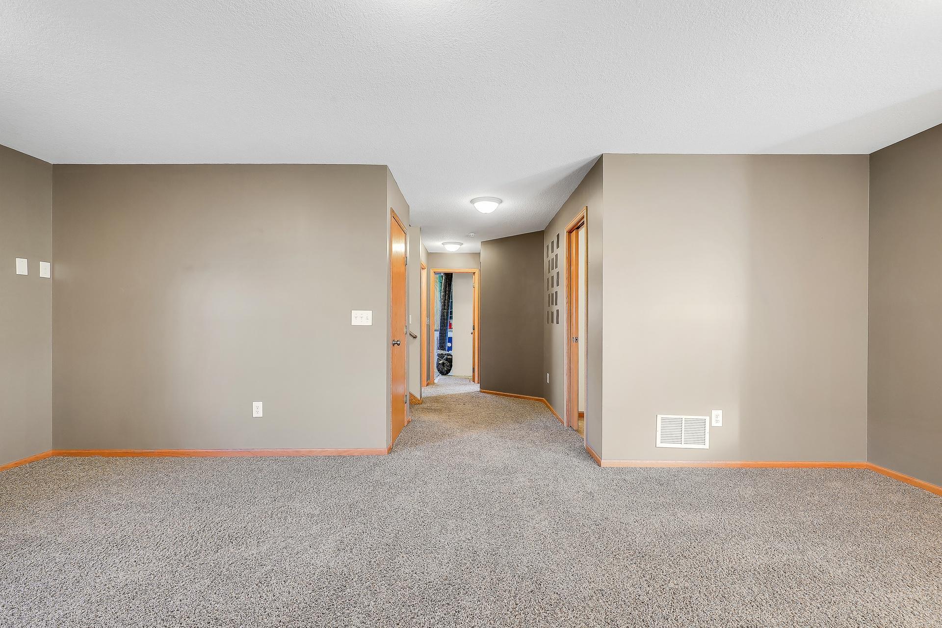 View of Residential at 890 Newport Avenue, Shakopee MN 55379, Shakopee (33 of 51) - Mike Wilen | Minnesota Team Real Estate