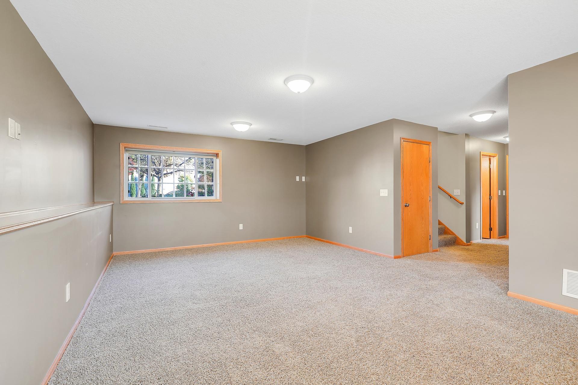 View of Residential at 890 Newport Avenue, Shakopee MN 55379, Shakopee (29 of 51) - Mike Wilen | Minnesota Team Real Estate