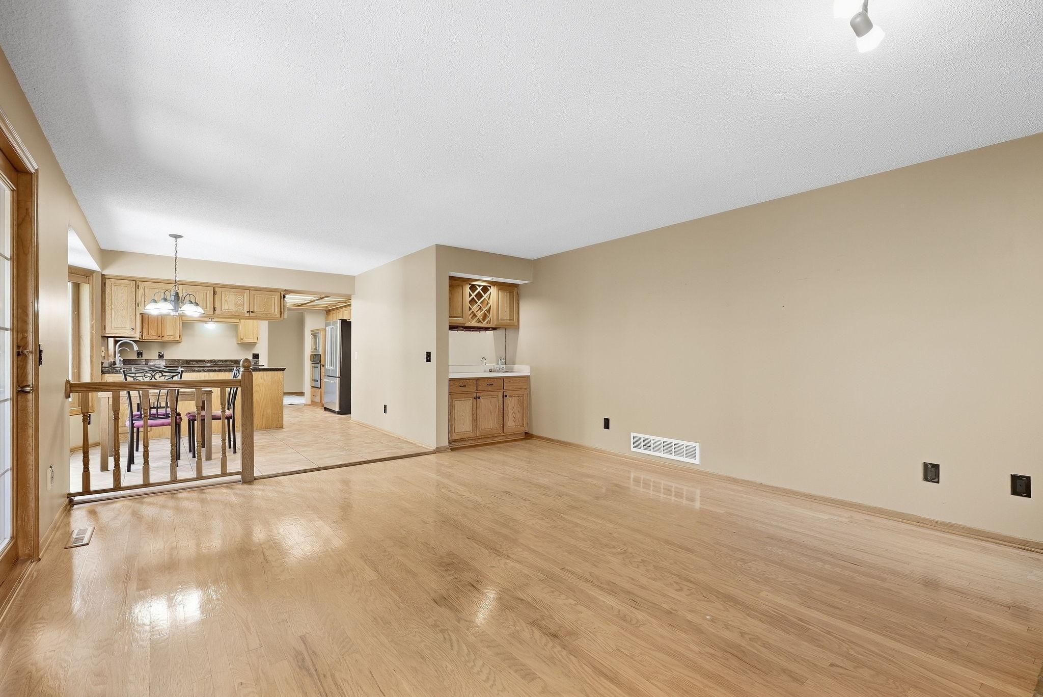 View of Residential at 12560 Dorchester Trail, Apple Valley MN 55124, Apple Valley (14 of 52) - Mike Wilen | Minnesota Team Real Estate