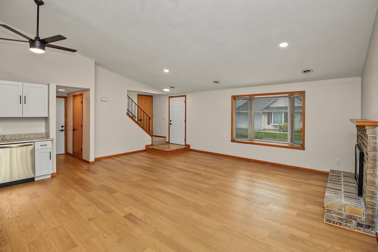 View of Residential at 3612 Gershwin Lane, Oakdale MN 55128, Oakdale (10 of 29) - Mike Wilen | Minnesota Team Real Estate