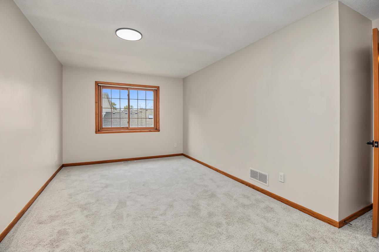 View of Residential at 3612 Gershwin Lane, Oakdale MN 55128, Oakdale (20 of 29) - Mike Wilen | Minnesota Team Real Estate