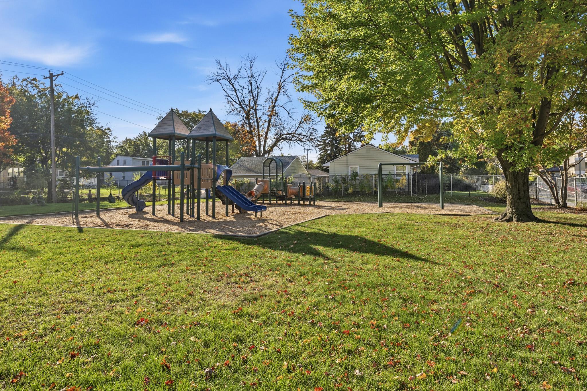 View of Residential at 1403 8th Avenue, South Saint Paul MN 55075, South Saint Paul (29 of 33) - Mike Wilen | Minnesota Team Real Estate