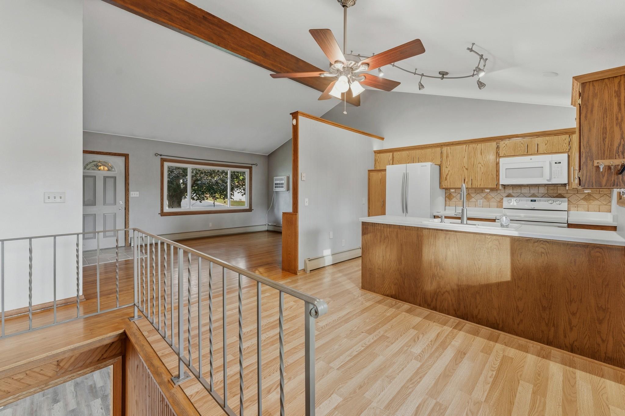 View of Residential at 1403 8th Avenue, South Saint Paul MN 55075, South Saint Paul (4 of 33) - Mike Wilen | Minnesota Team Real Estate